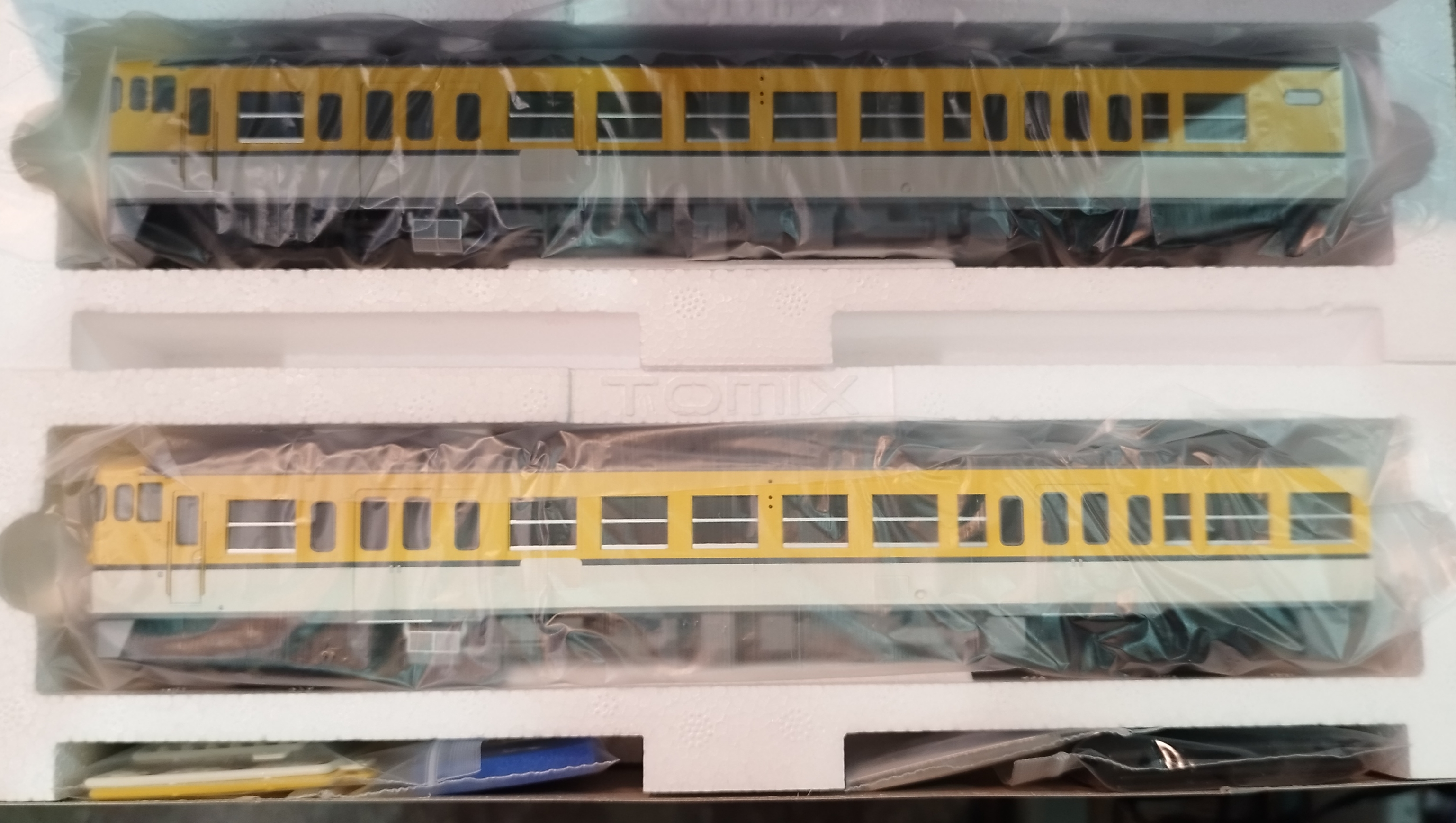 TOMIX HO-9116 JR Kiha 47 广島色 M+T 双節套