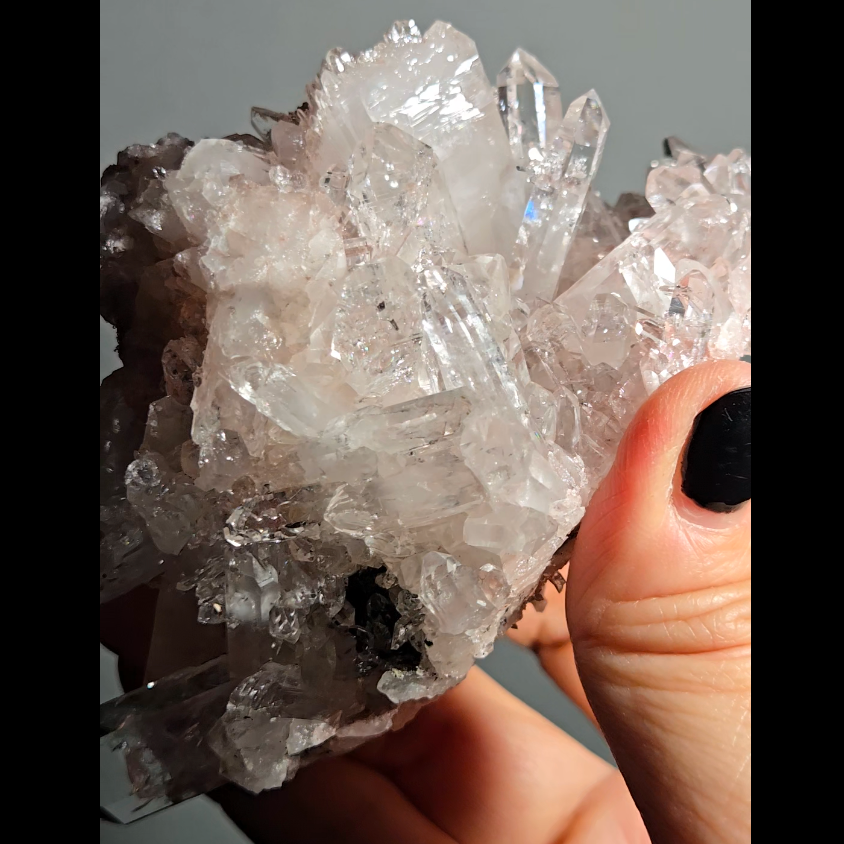Extra pink Pink Lemurian quartz cluster from Colombia - LQ183