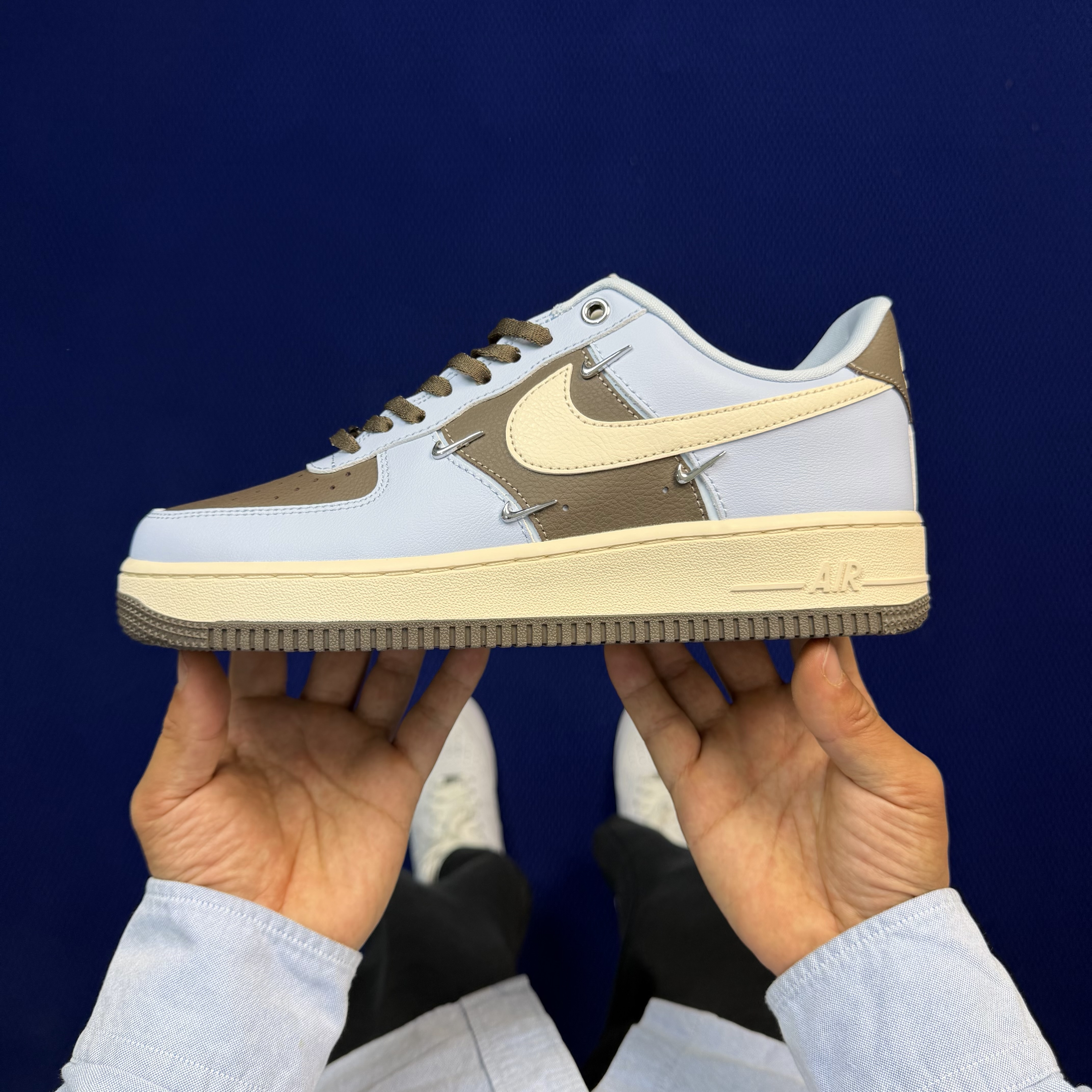 Nike Air Force 1 '07 LX IV4089-011 