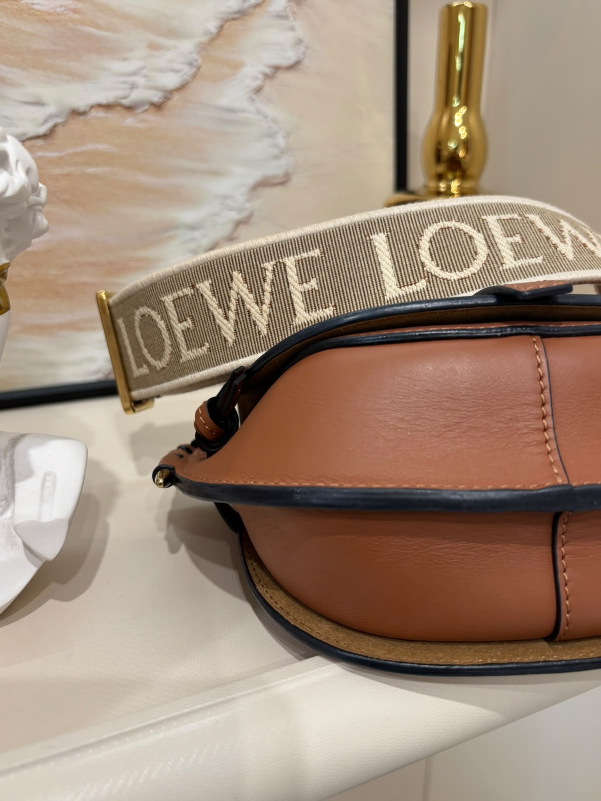 Loewe Mini Gate 手袋 tan 100%Authentic, 98%new  ✅dust bag 