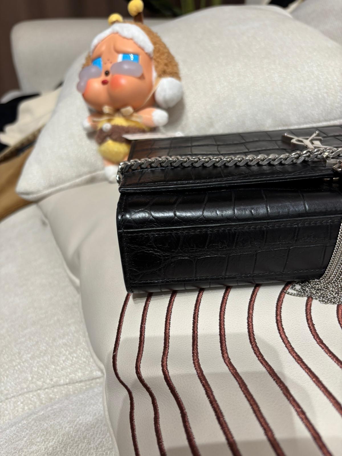 Ysl Kate medium chain bag size: W24.5*H14.5*D5.5cm 100%Authentic ,95%new ✅dust bag