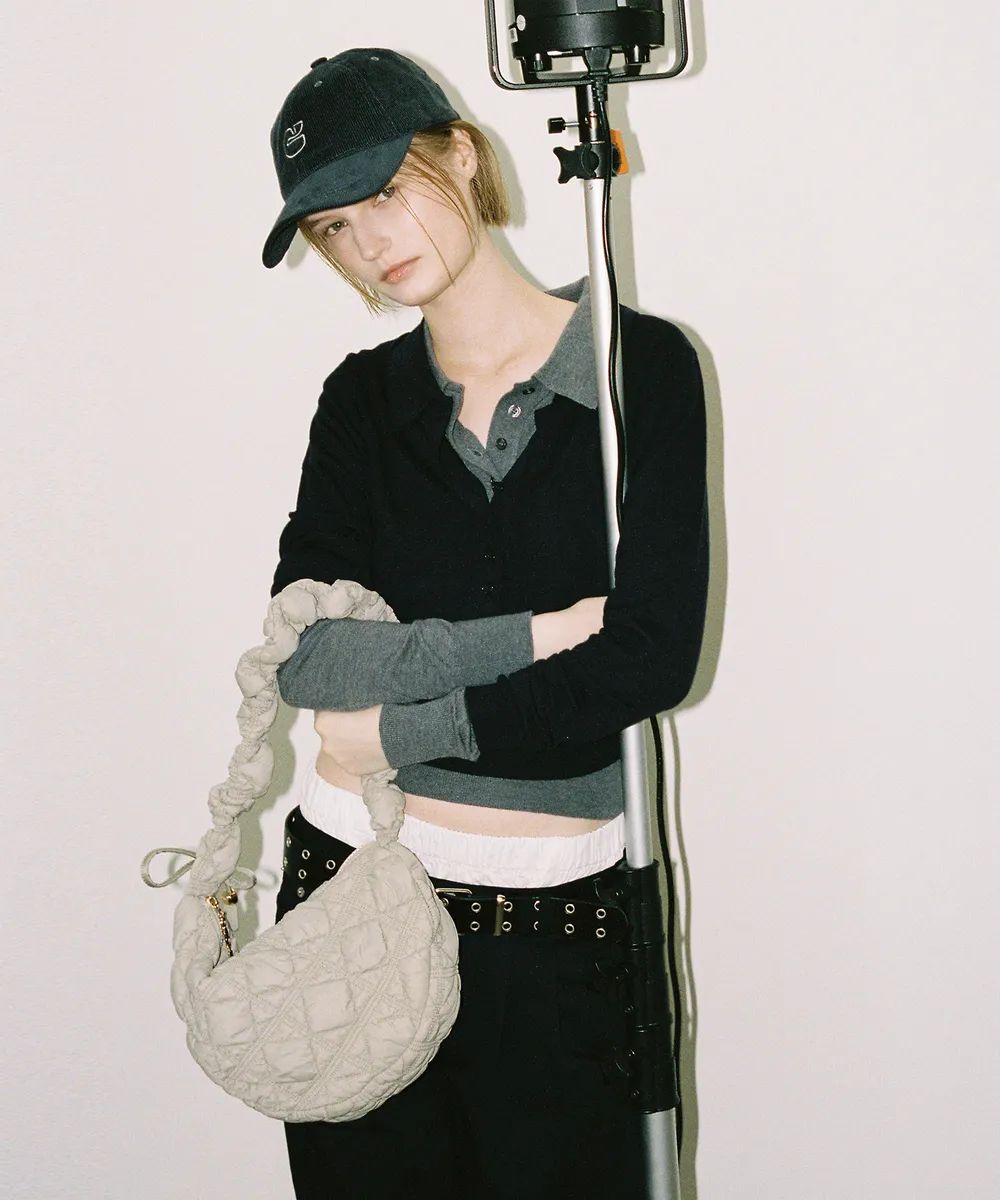 $428隻。🇰🇷韓國雲朵袋Carlyn 限時特價 又輕又靚😍終於見到經典款Cozy做特價啦手快有手慢冇呀😍