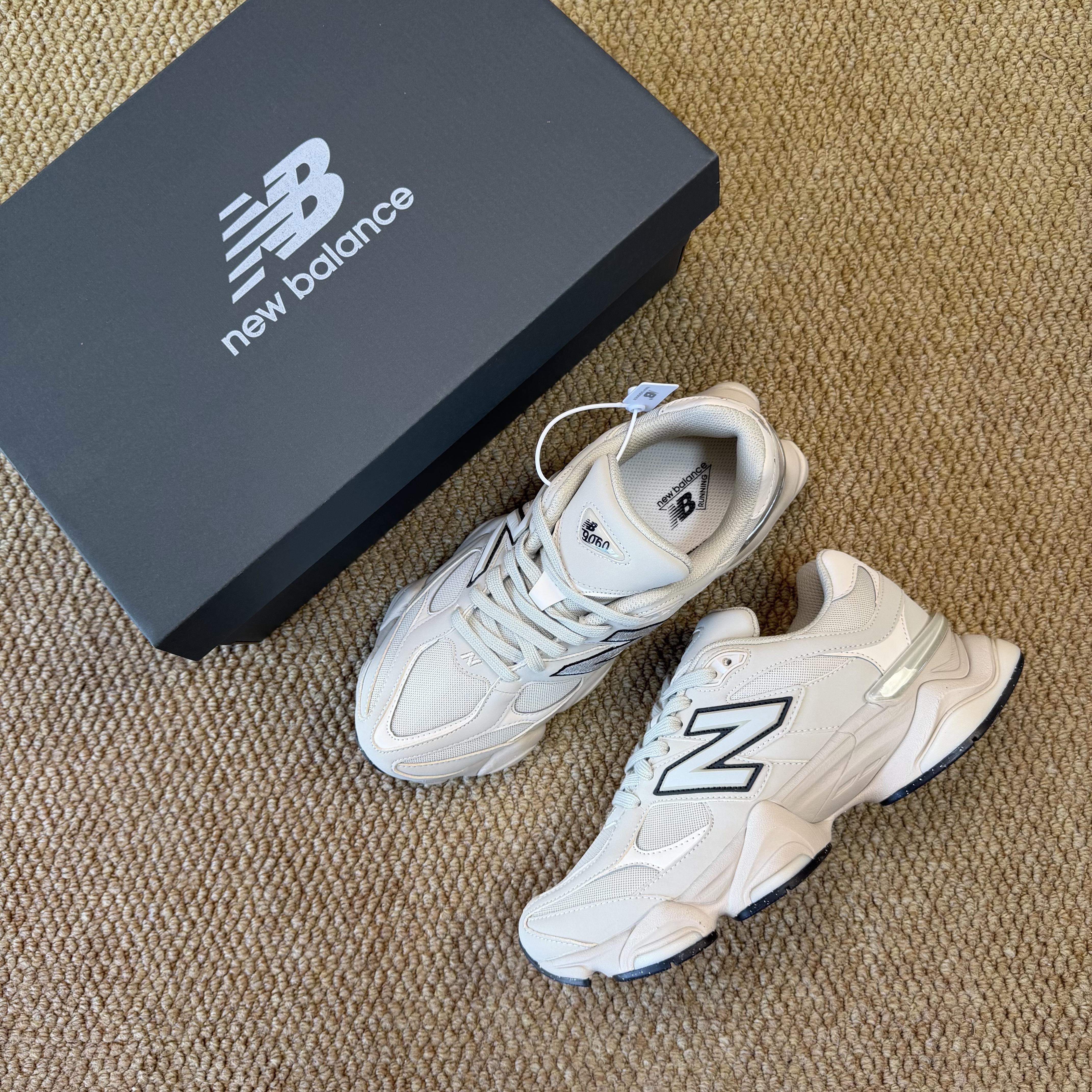 New Balance 9060 U906078T