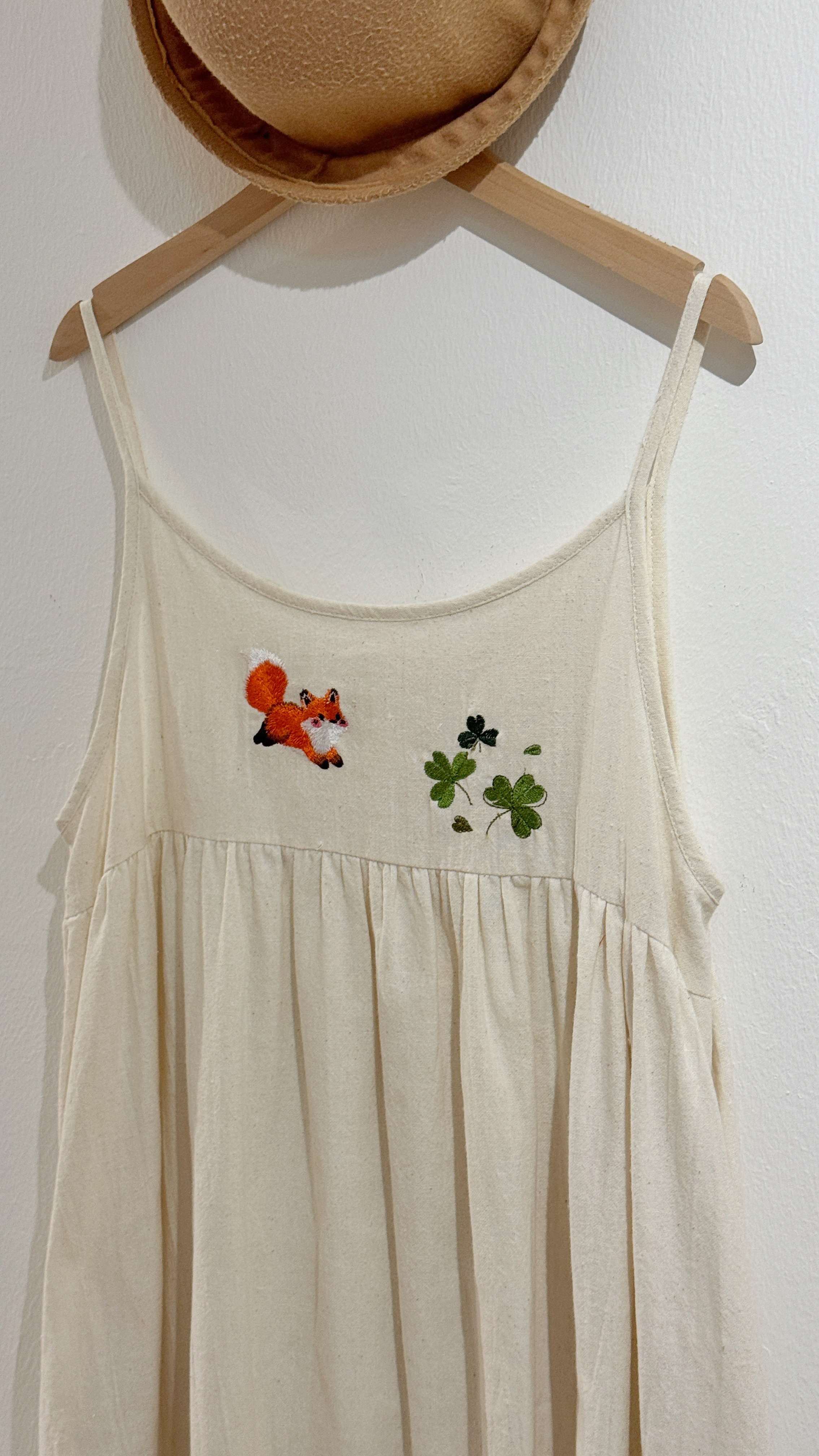 【Re’Me Embroidery】 森系小狐狸刺绣棉麻连身裙