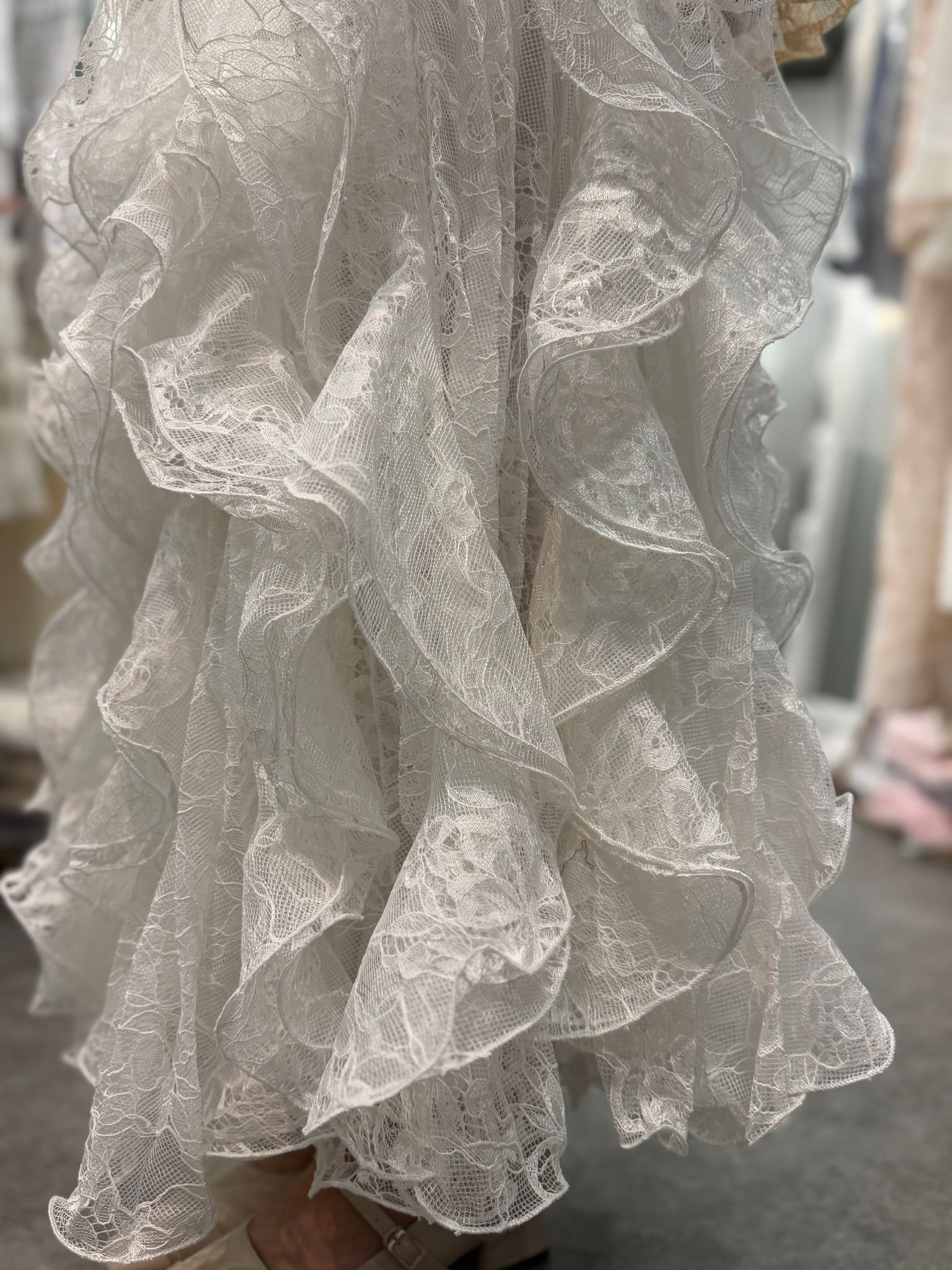 浪漫蕾絲荷葉邊長裙