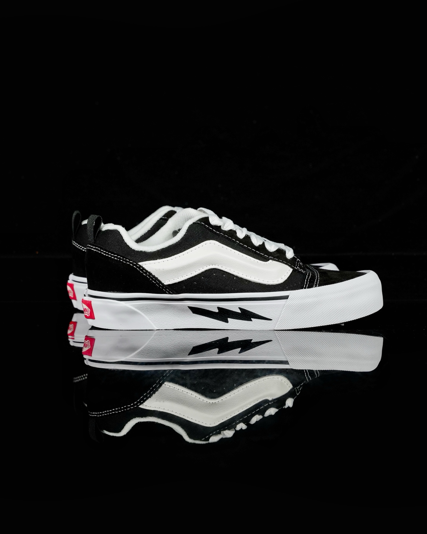 Vans Knu Skool