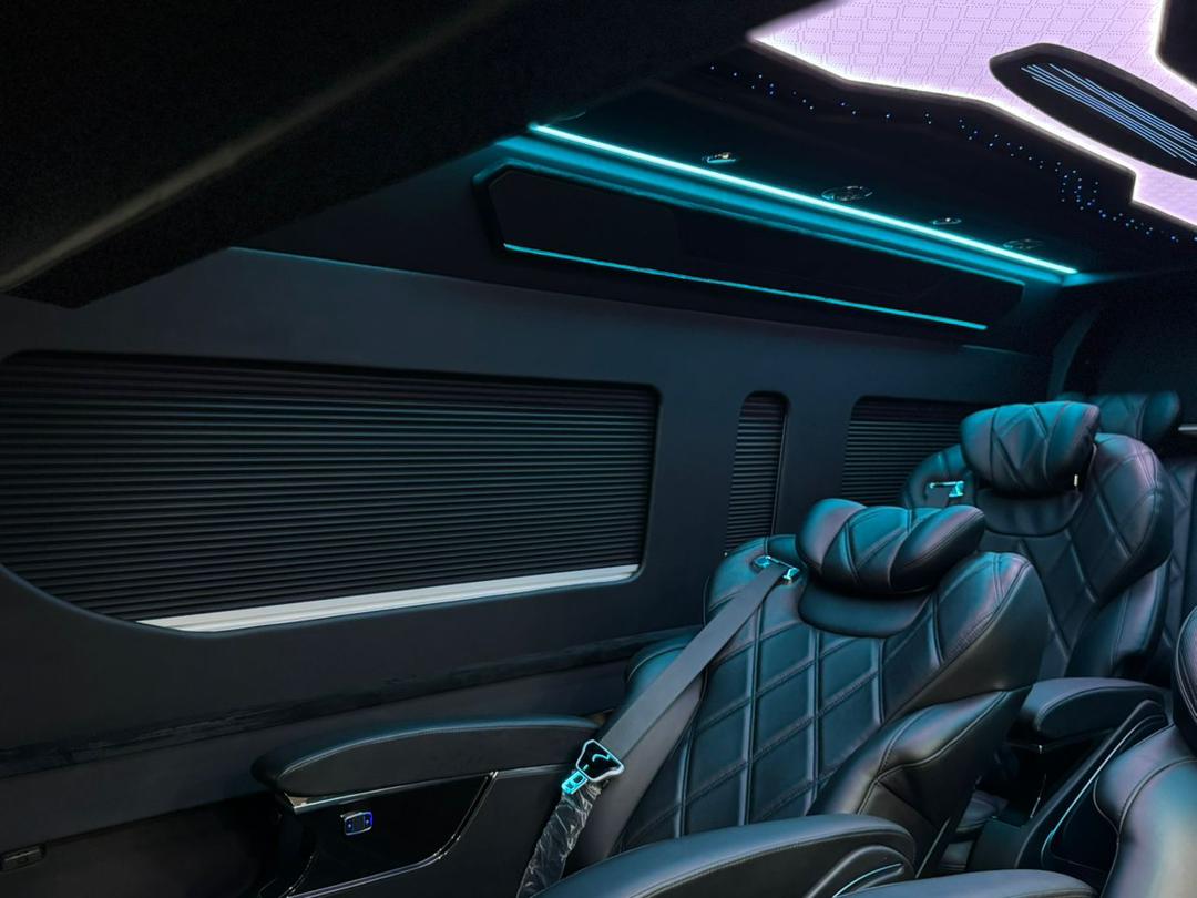 HIACE MANUAL CURTAIN / H300-CT-13001-BZ-MT