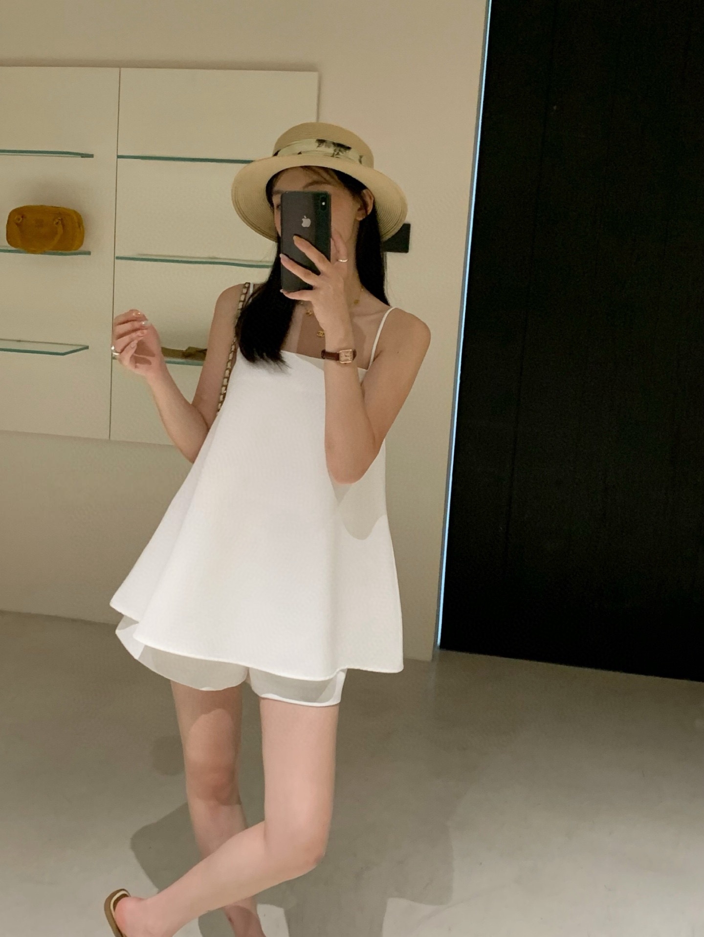 Maya Top + Short Sets 法式高级感吊带上衣+短裤套装 ( 2 Colours )