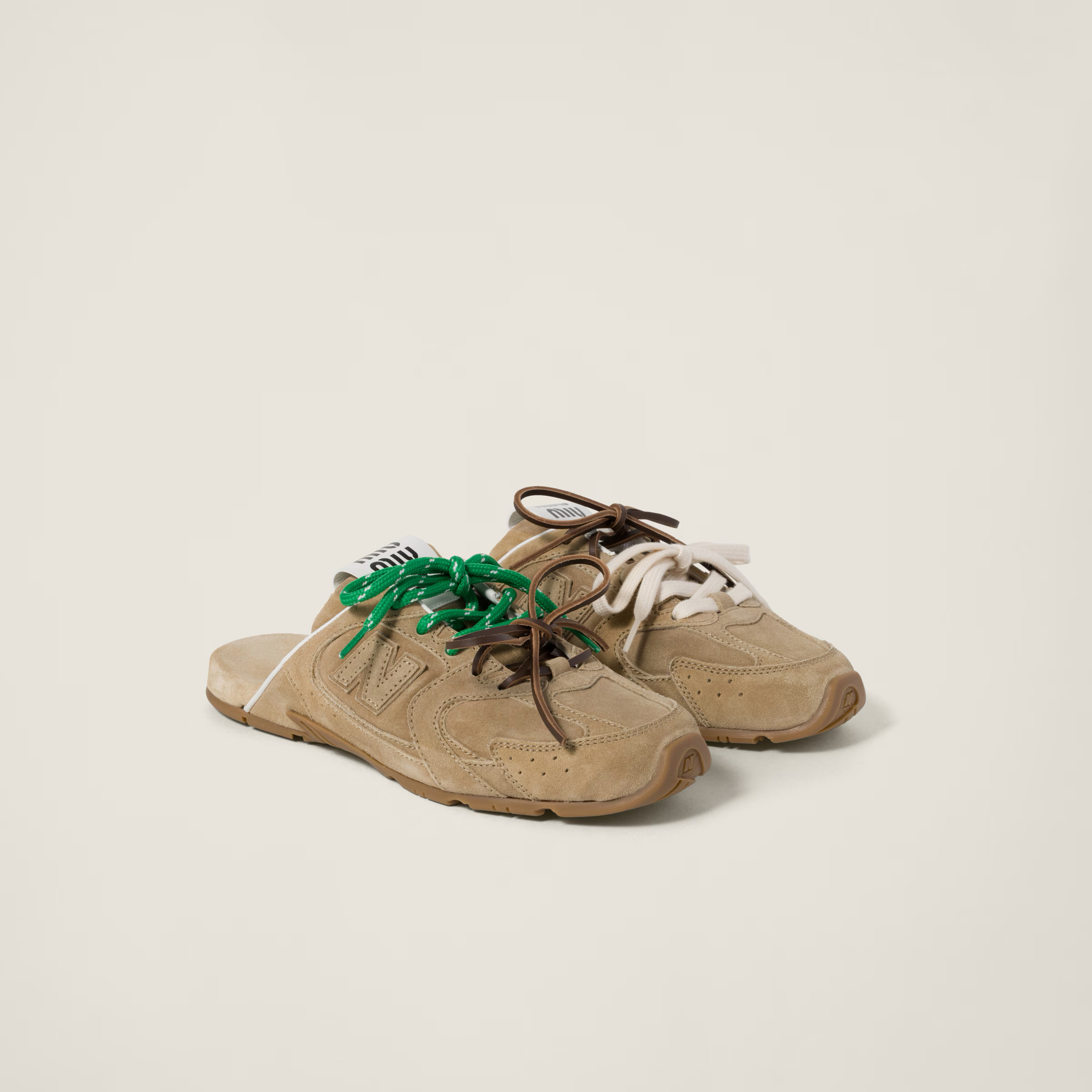 限時優惠✨訂貨❤️MIUMIU X New Balance 半拖sneaker  🔖Size 36/37/37.5/38.5/39/40