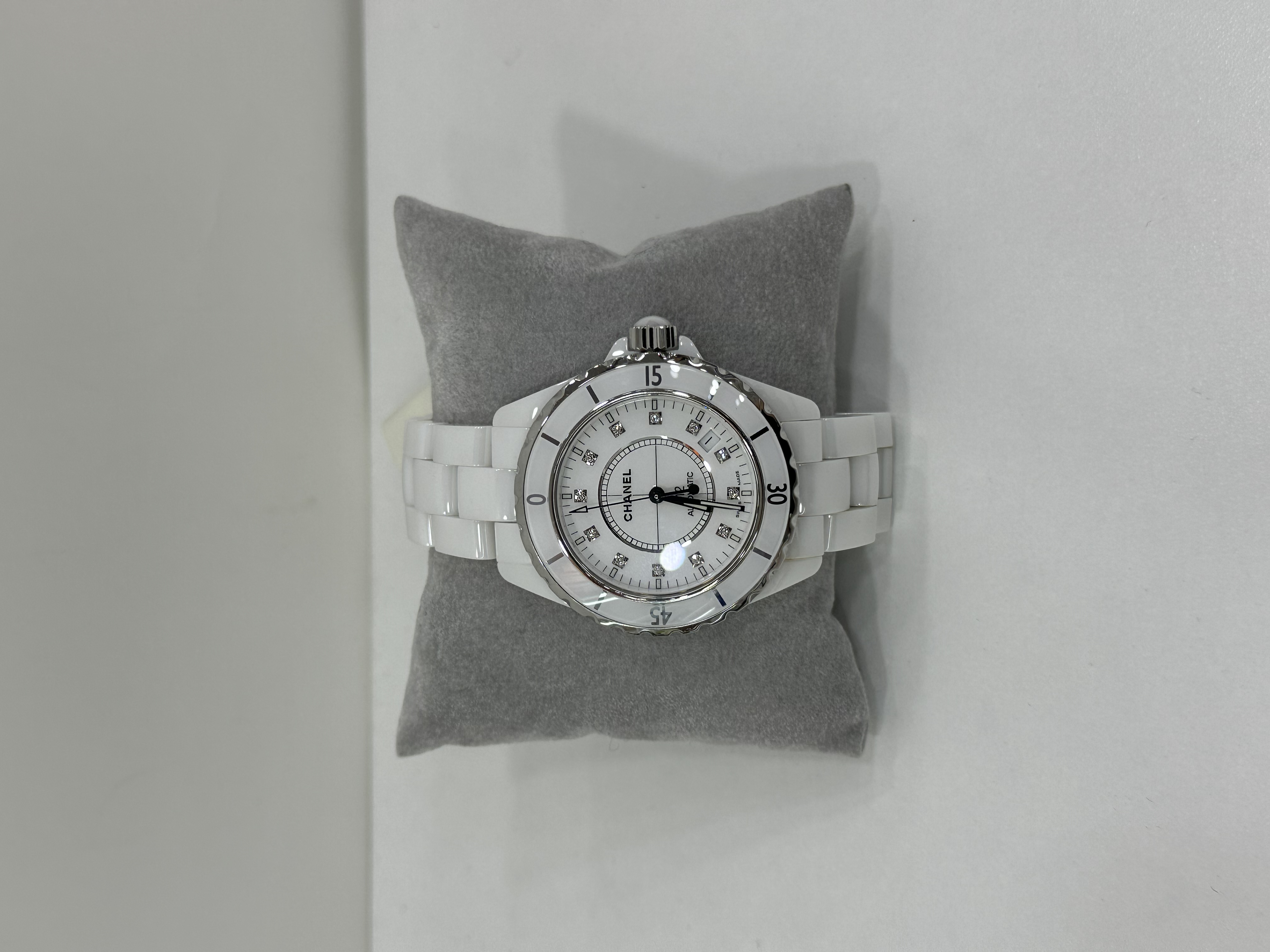 直播貨品 |  [1個-$100 2個-$300］GG33