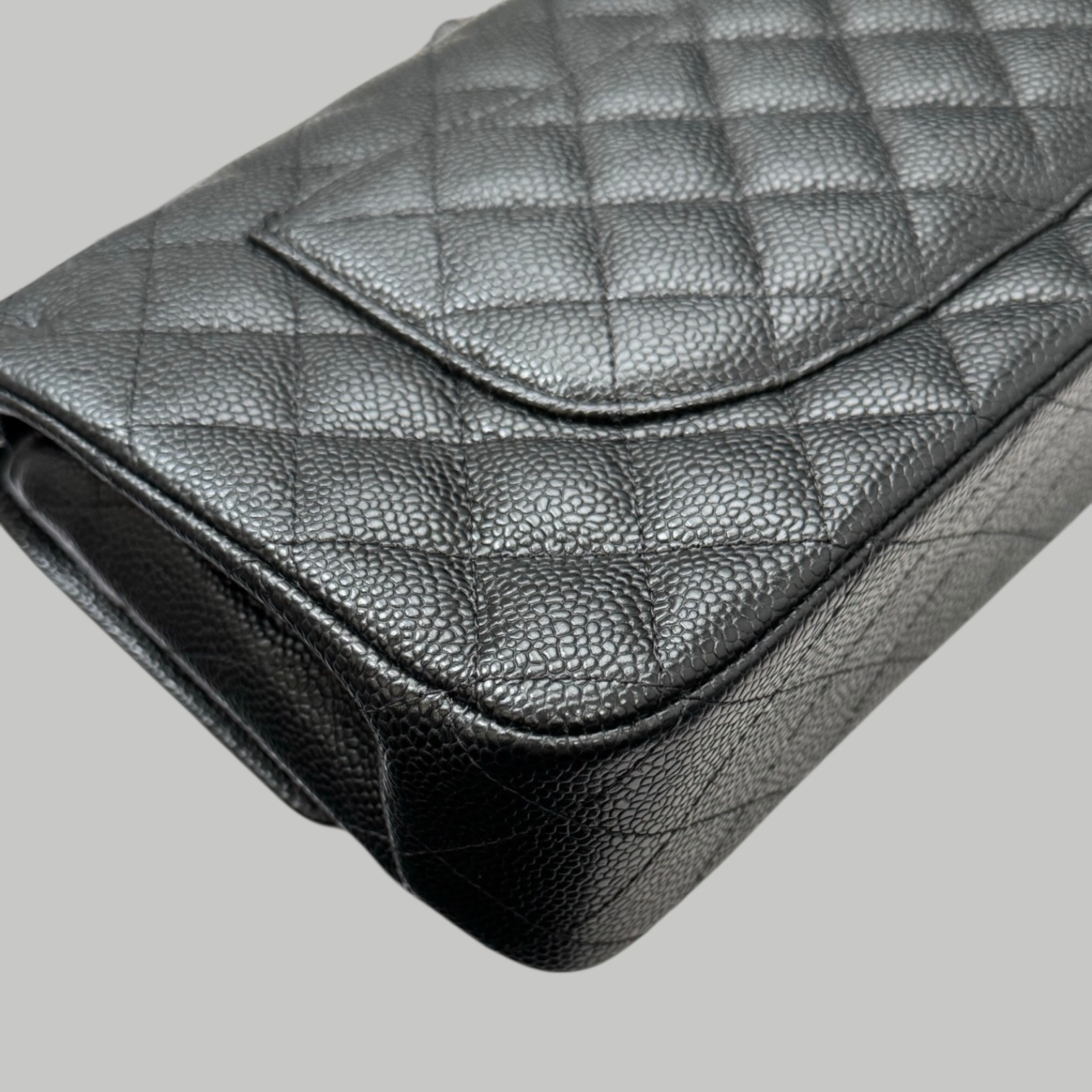 Chanel Caviar CF25 金扣