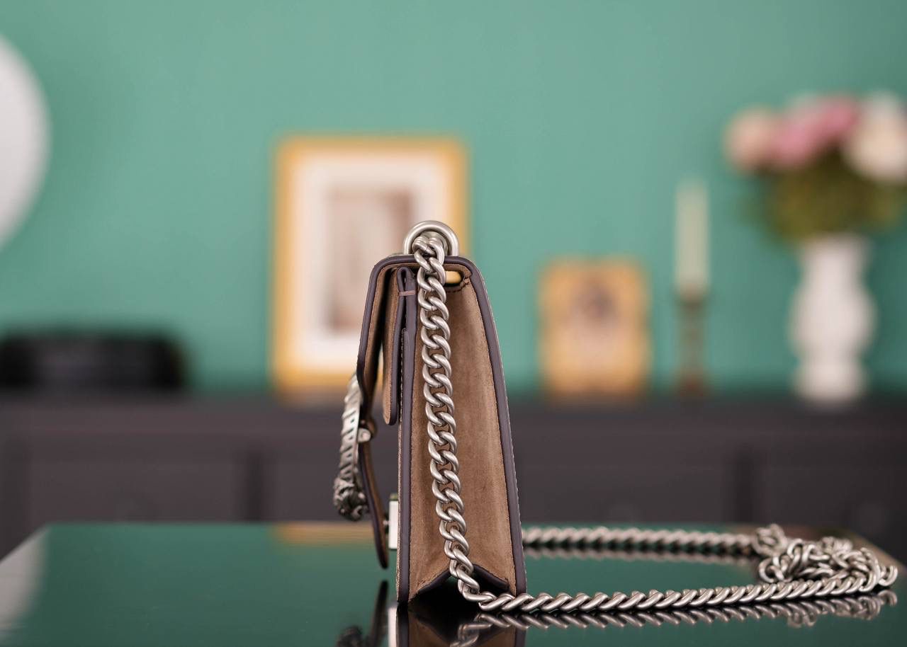 🥯GG Dionysus系列经典酒神 老花卡其 20cm GG家长青款，酒神里面的经典基础款 出镜率非常高 简直是穿搭利器 官方款号 421970 尺寸：20x15x5cm