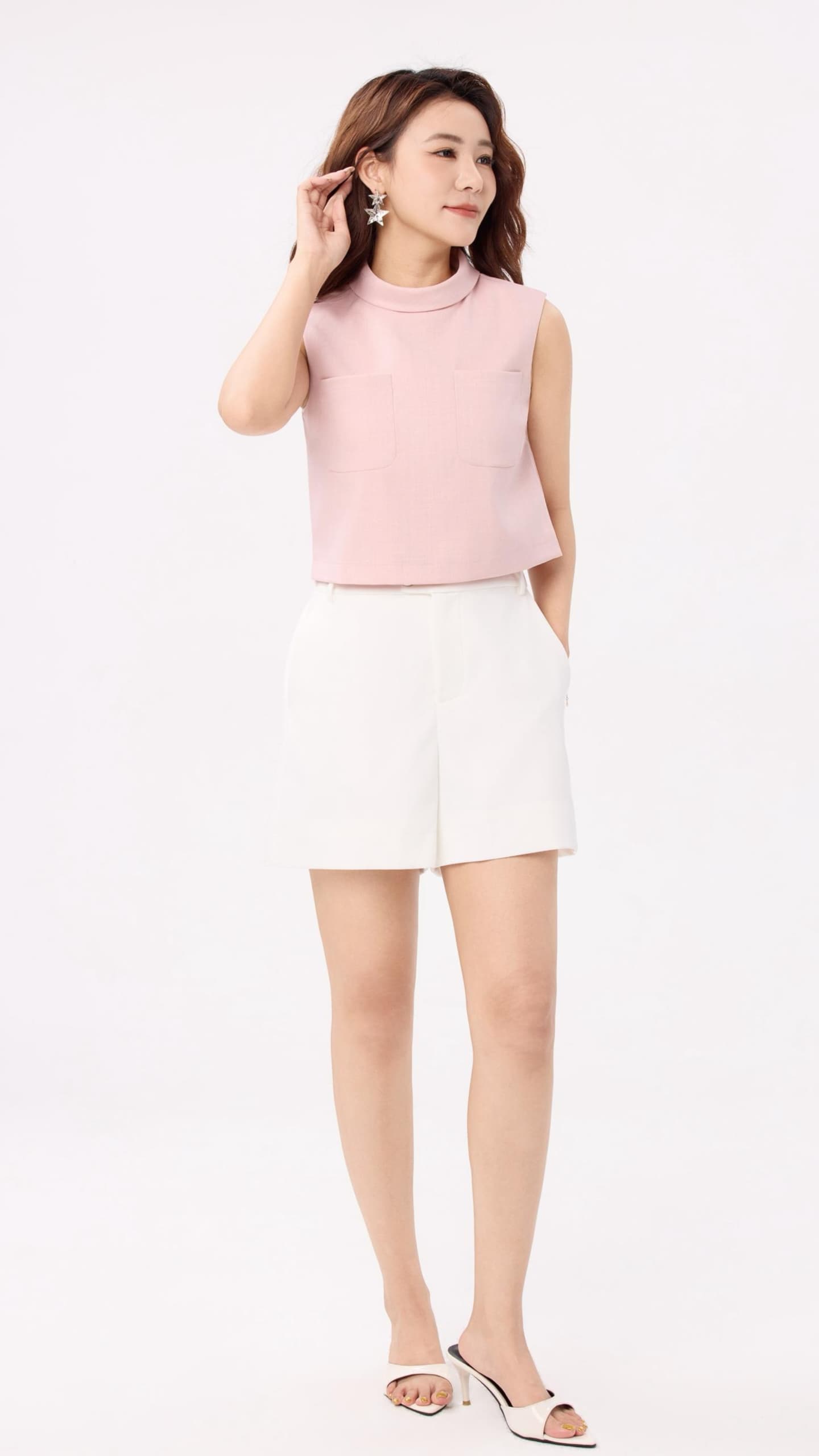 10141337 Soft Sculpt High-Neck Top