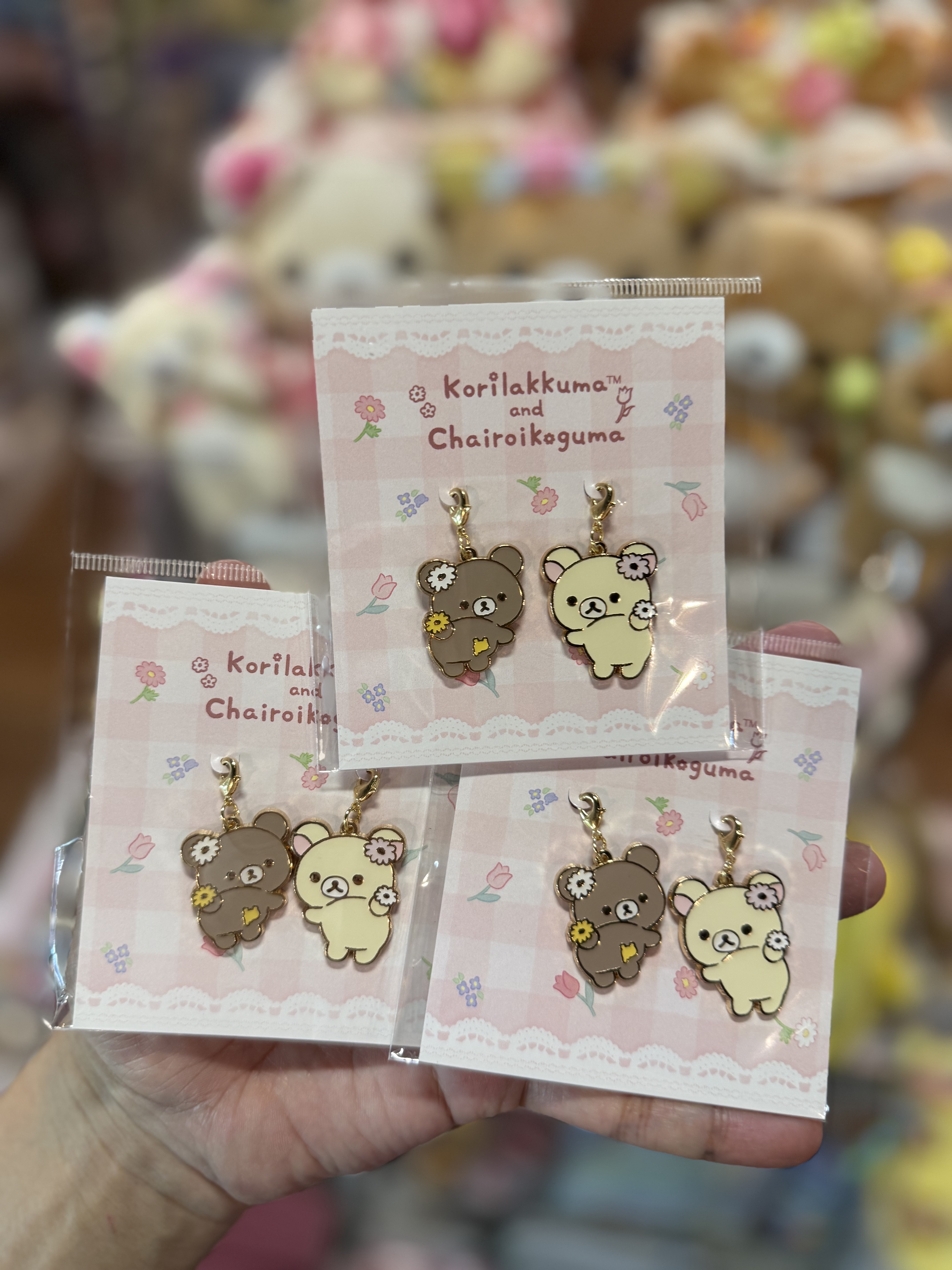 《現貨》全新日本有樂町pop up店限定 花花造型對裝扣仔