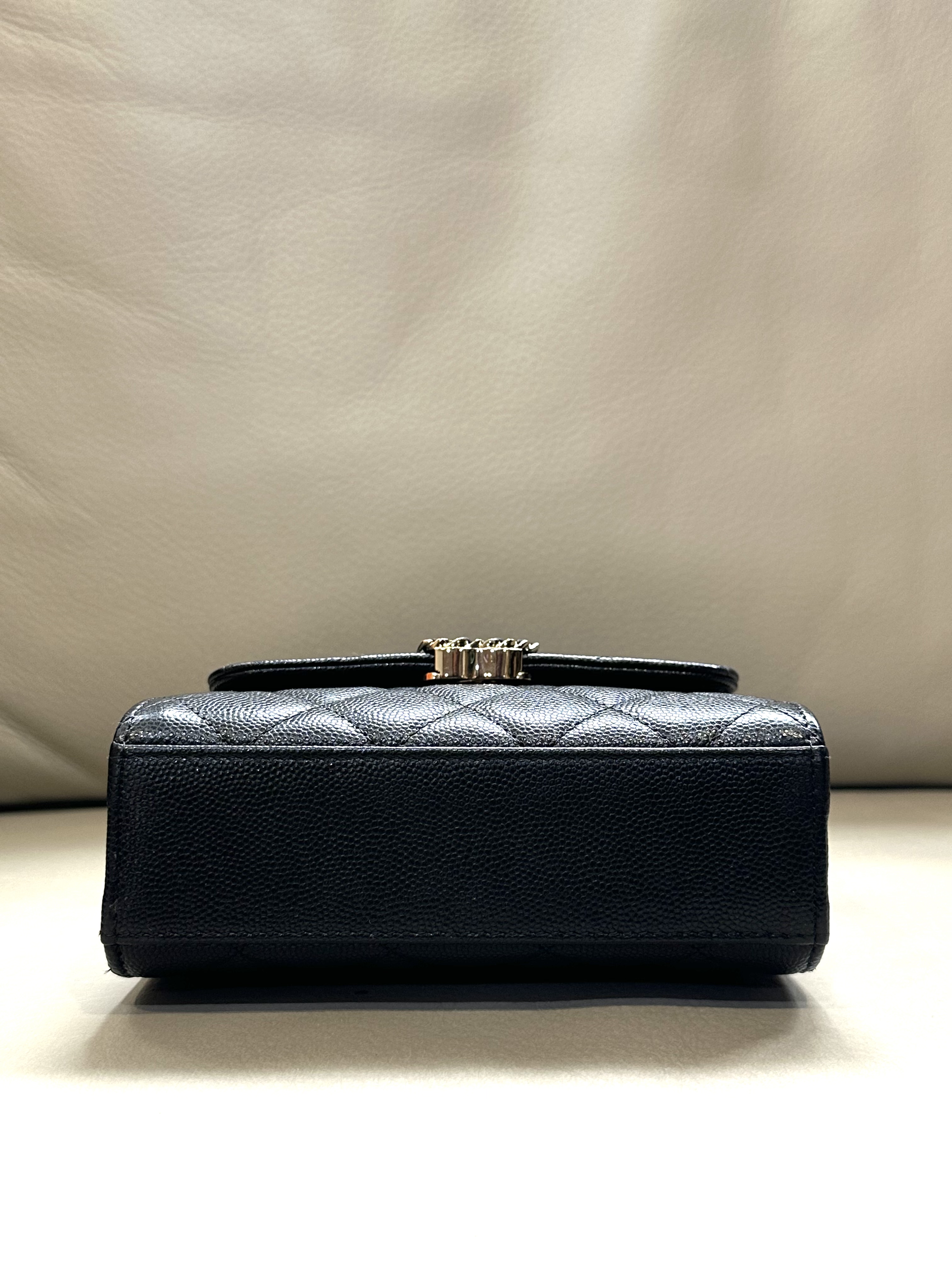 Pre-owned Chanel Mini Kelly bag / Product Code: 26040504