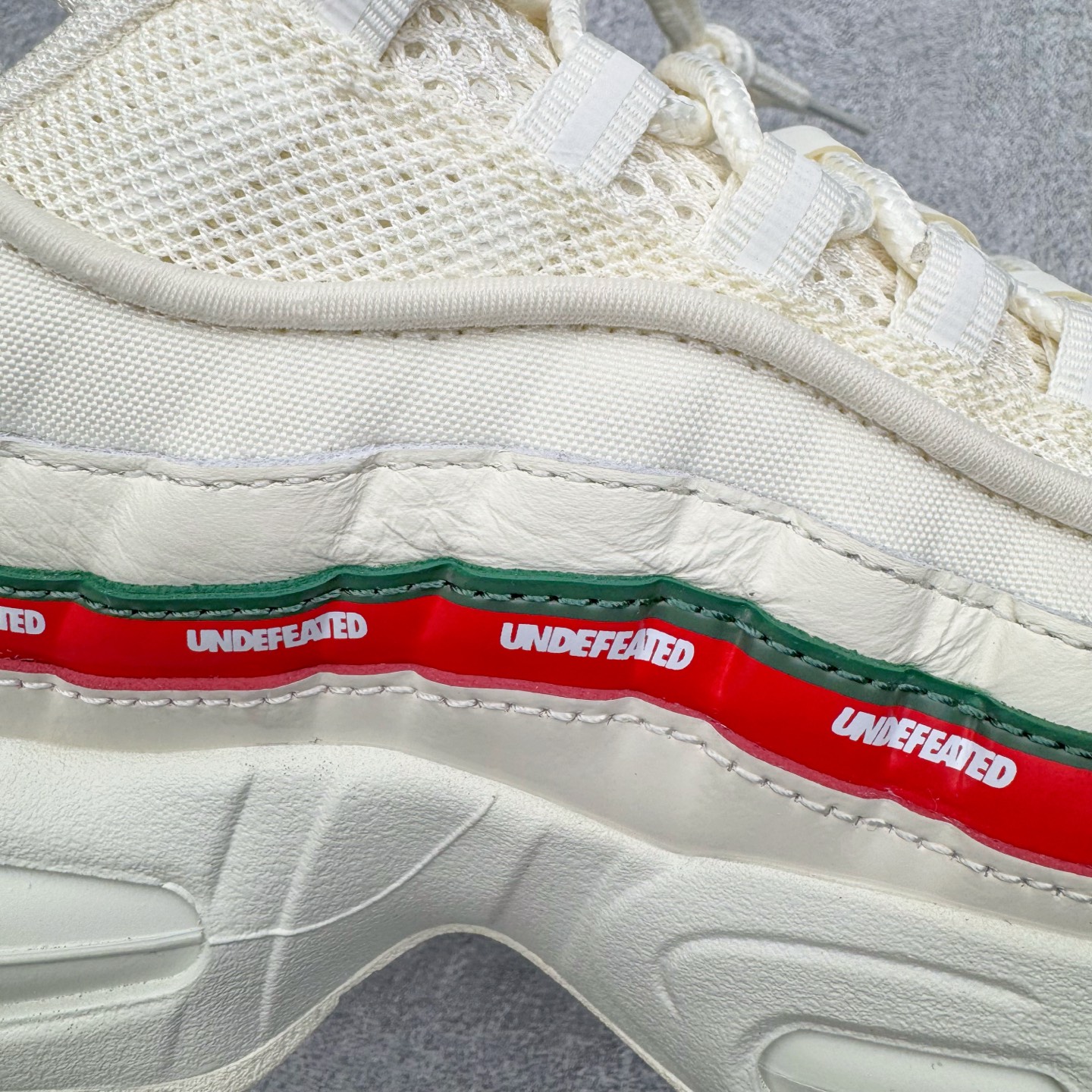 Nike Air Max 95 SPUndefeated Sail IB4453-100