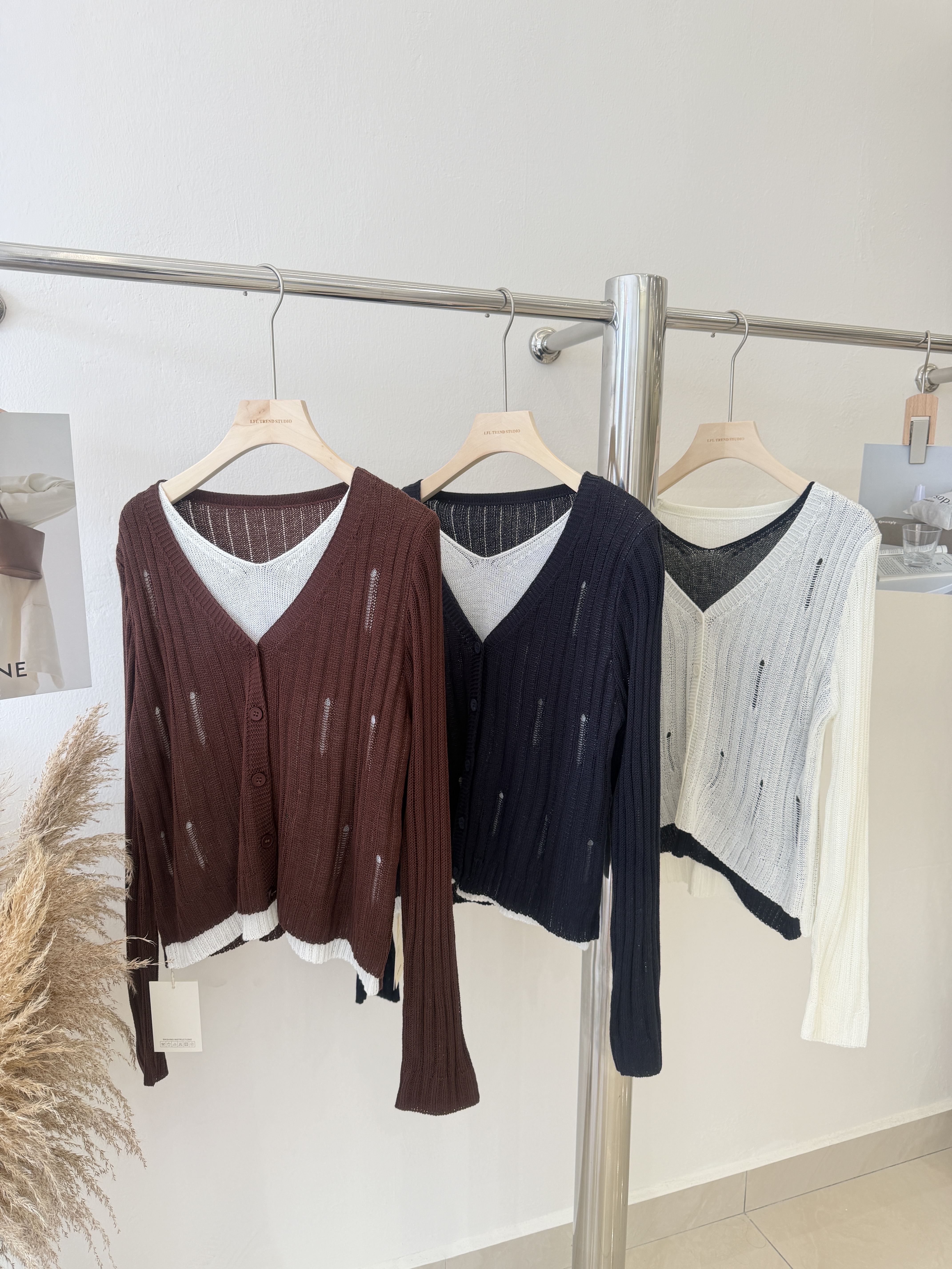 6736 爆款个性假两件V领长袖