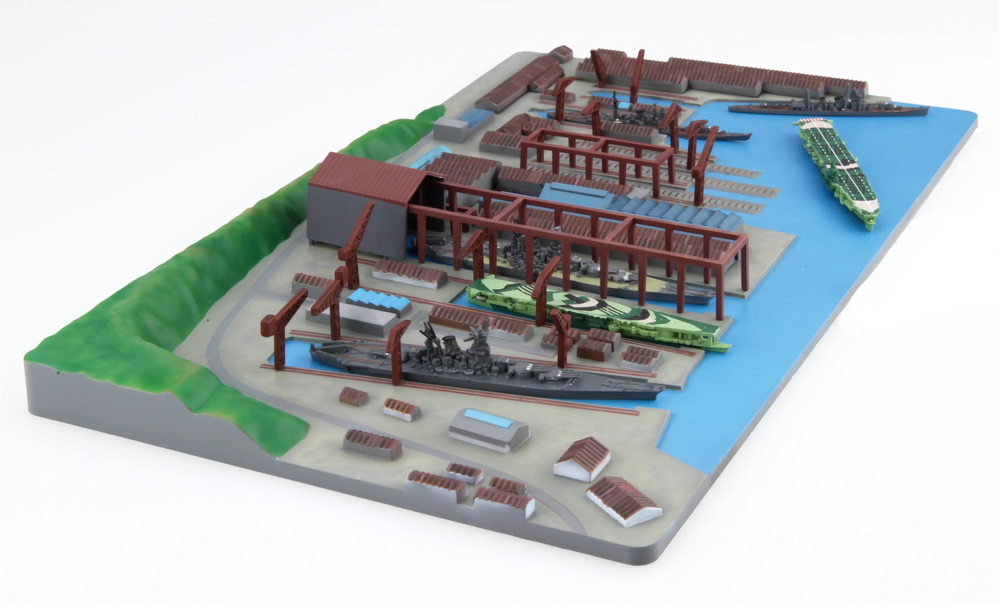 1/3000 Kure Naval Port (In This Corner (and Other Corners) of the World) Japanese battleship Yamato Package Special Edition (with Postcard)