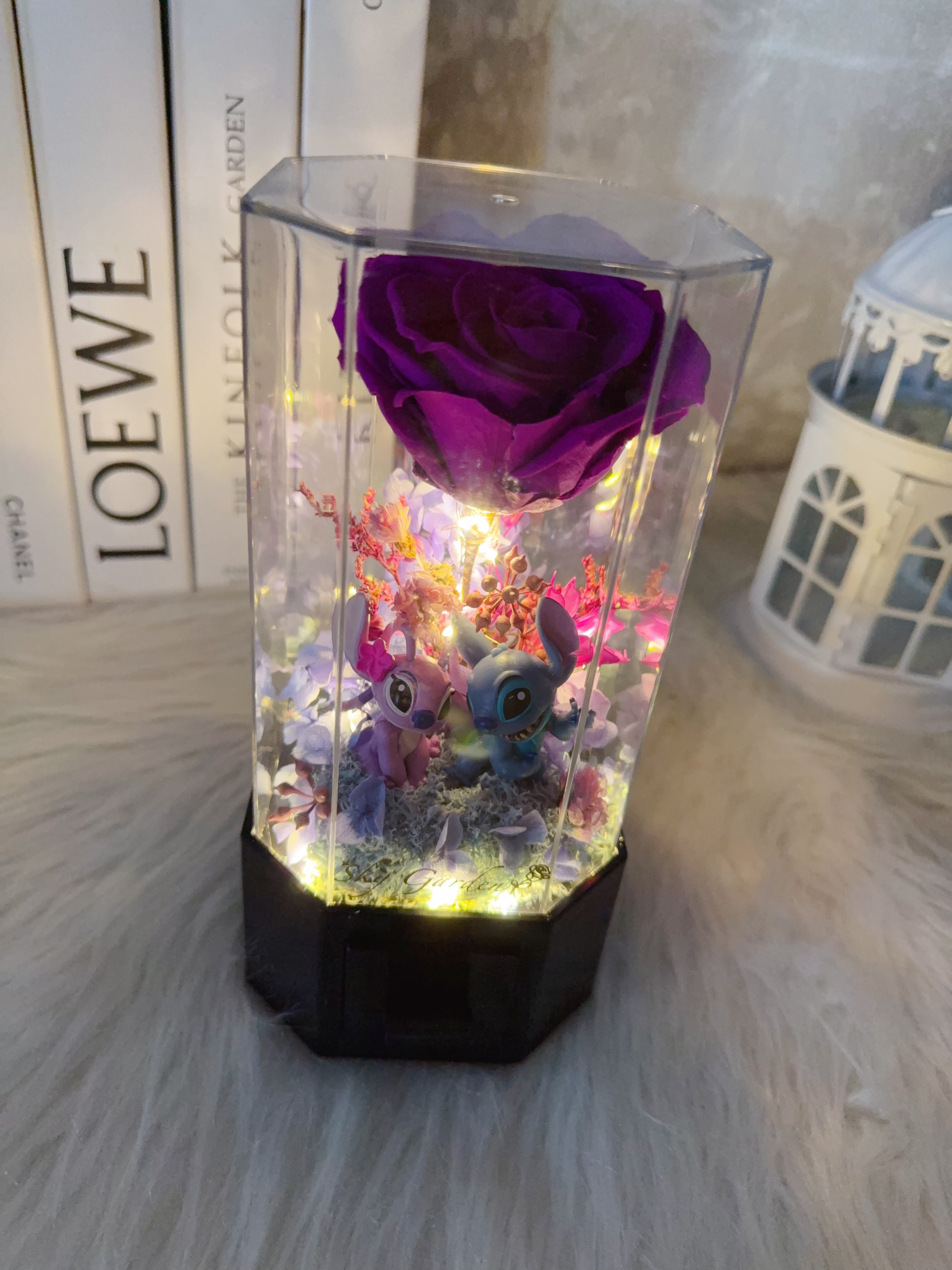 史迪仔&女朋友紫紅玫瑰永生花飾物盒花盒