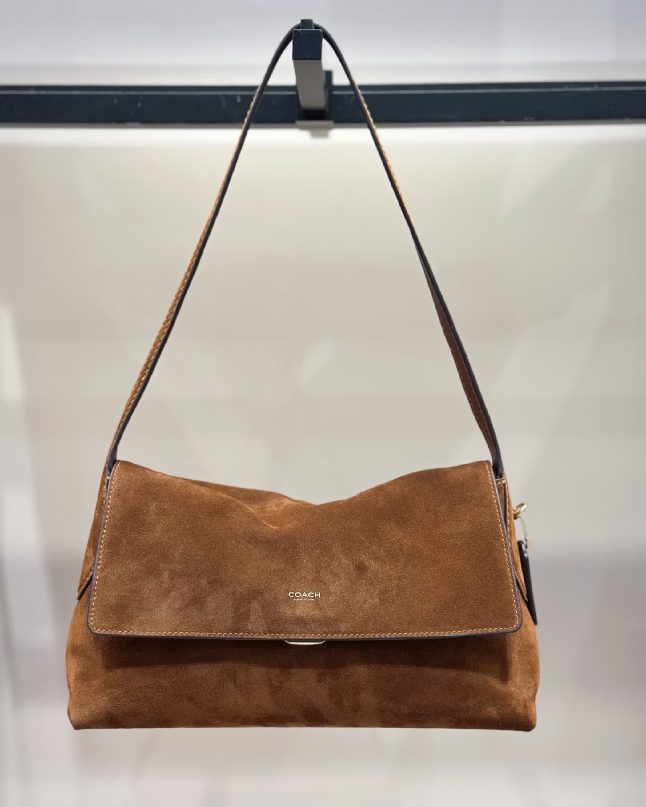 限時優惠❣️Coach 專門店款～Chelsea Shoulder Bag 30