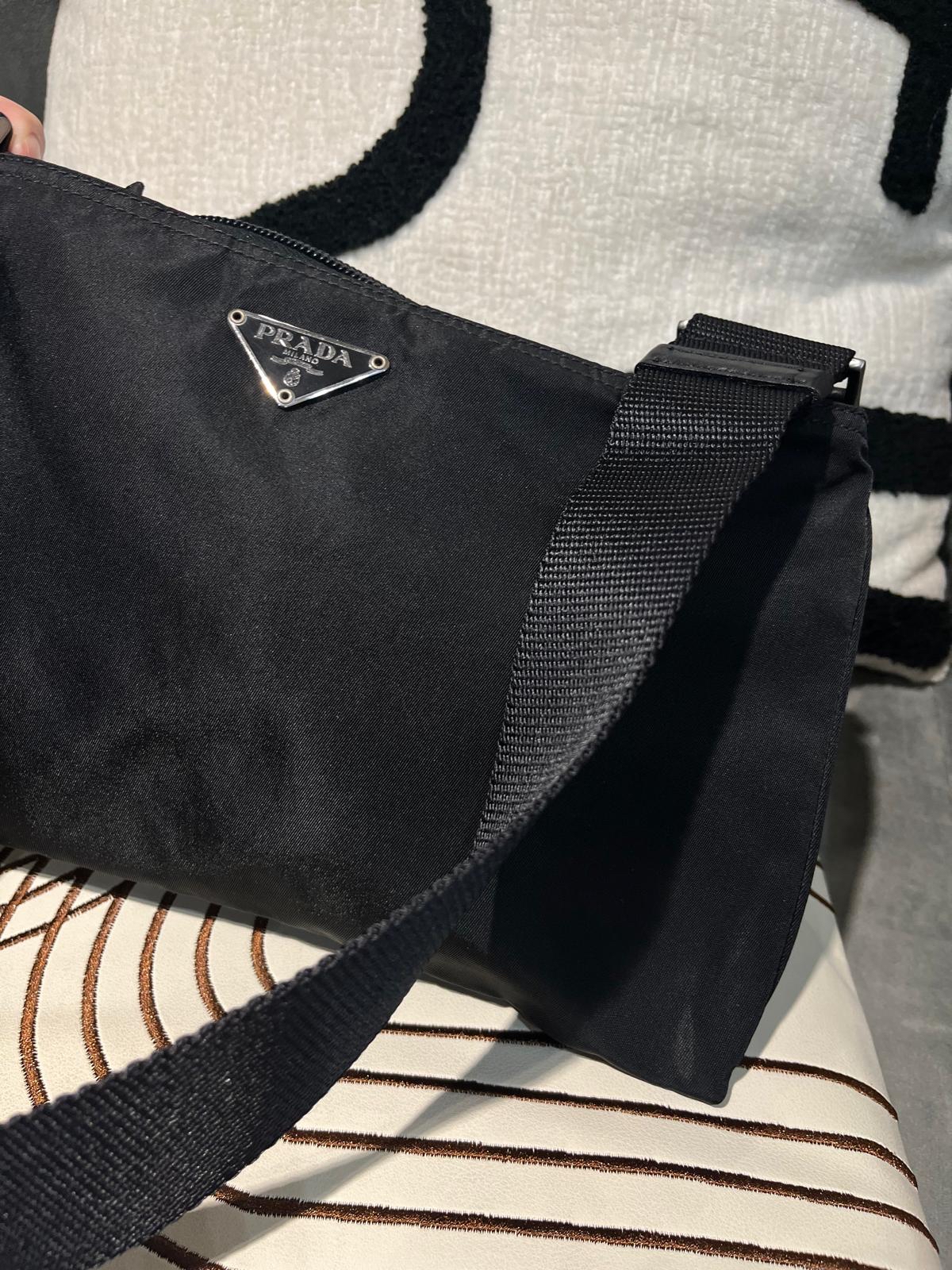 Prada nylon hobo bag black 100%Authentic, 90%New