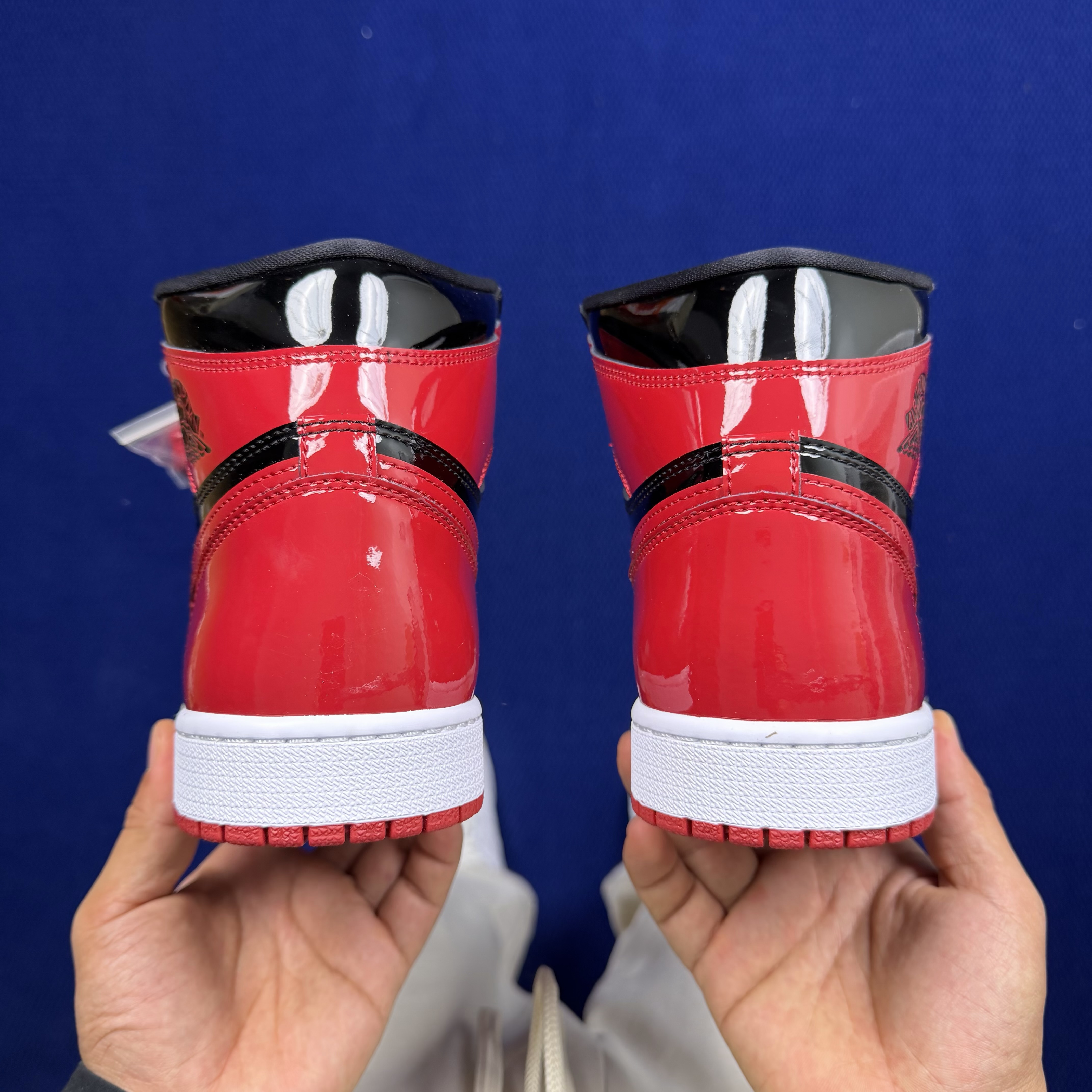 Nike Air Jordan 1 Retro High OG Patent Bred 555088-063