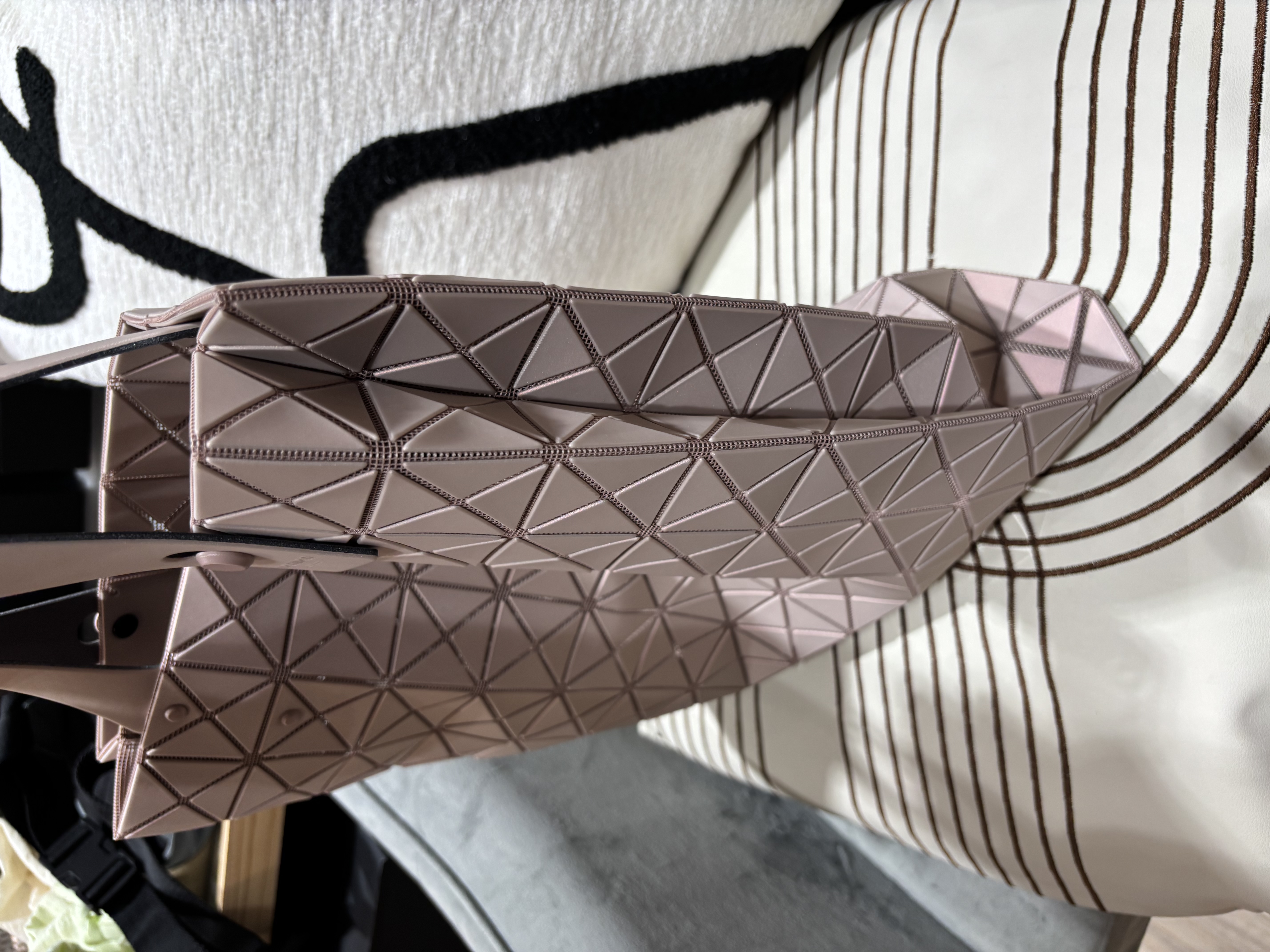Issey Miyake Bao Bao Tote Bag 100%Authentic, 98%New ✅Dust bag