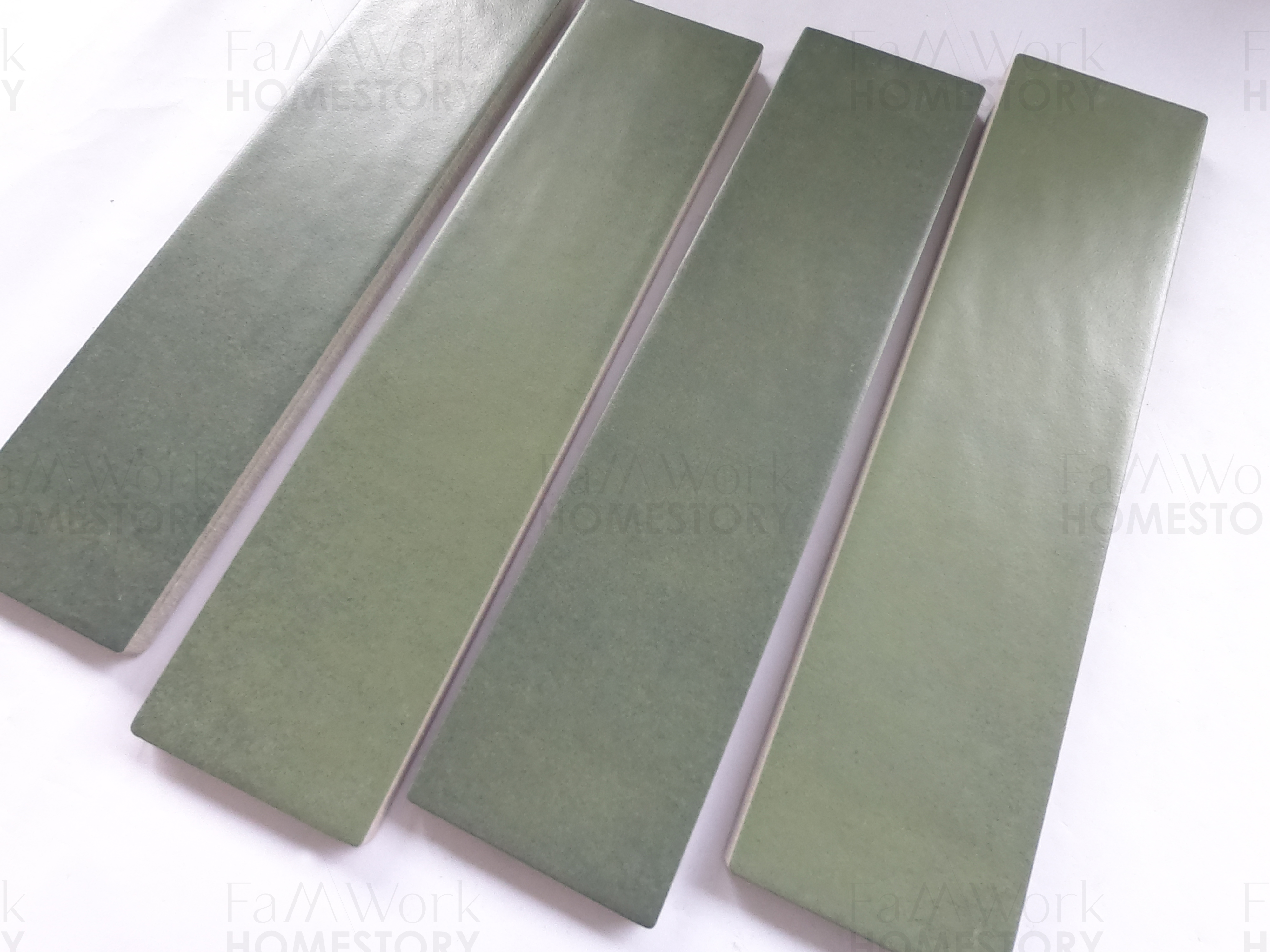Trace Series 73 Tile