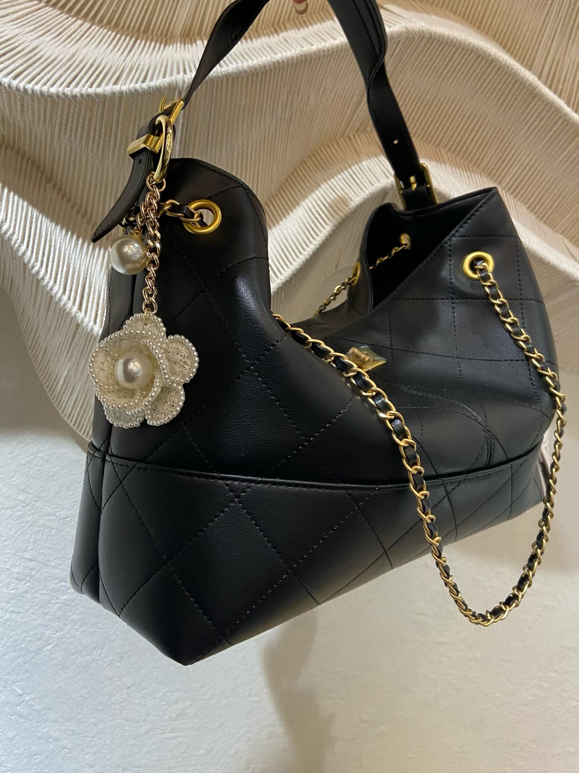 限時送）珍珠布織山茶花掛飾