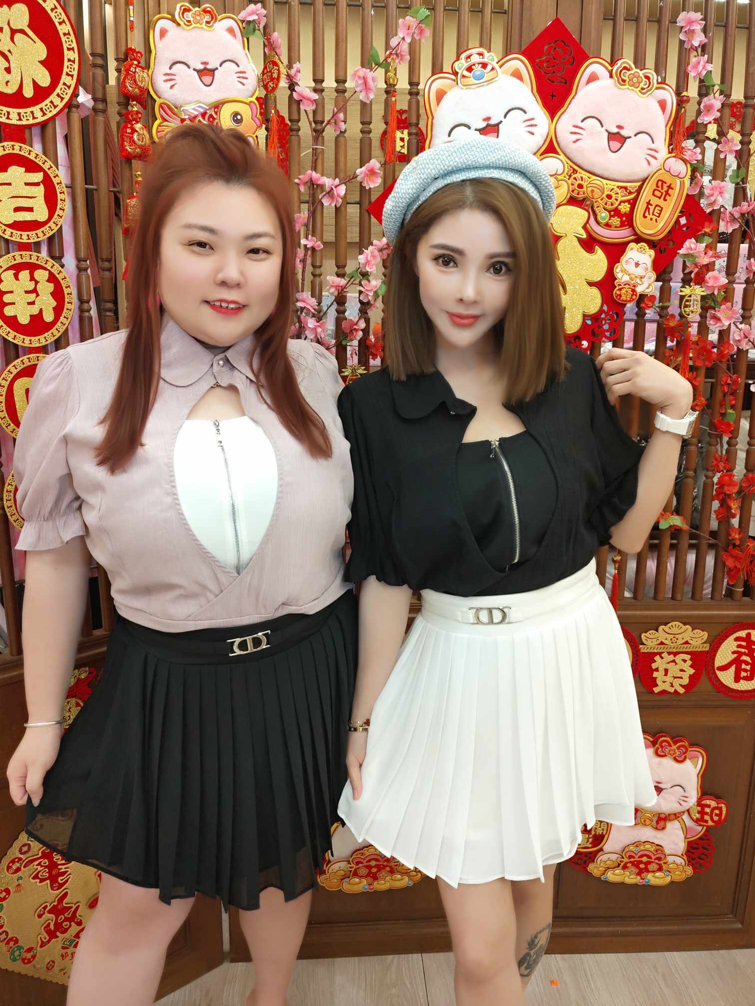 TW#3383 拼色镂空拉链上衣