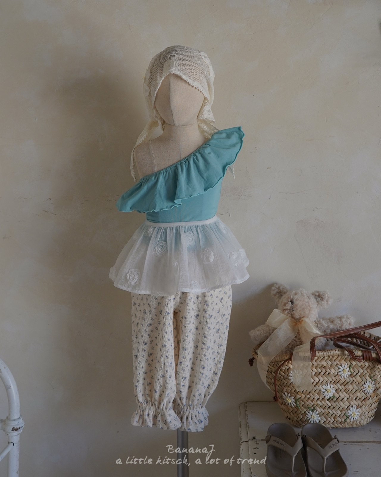 Bananaj | frill sleeveless (Blue M100-110)