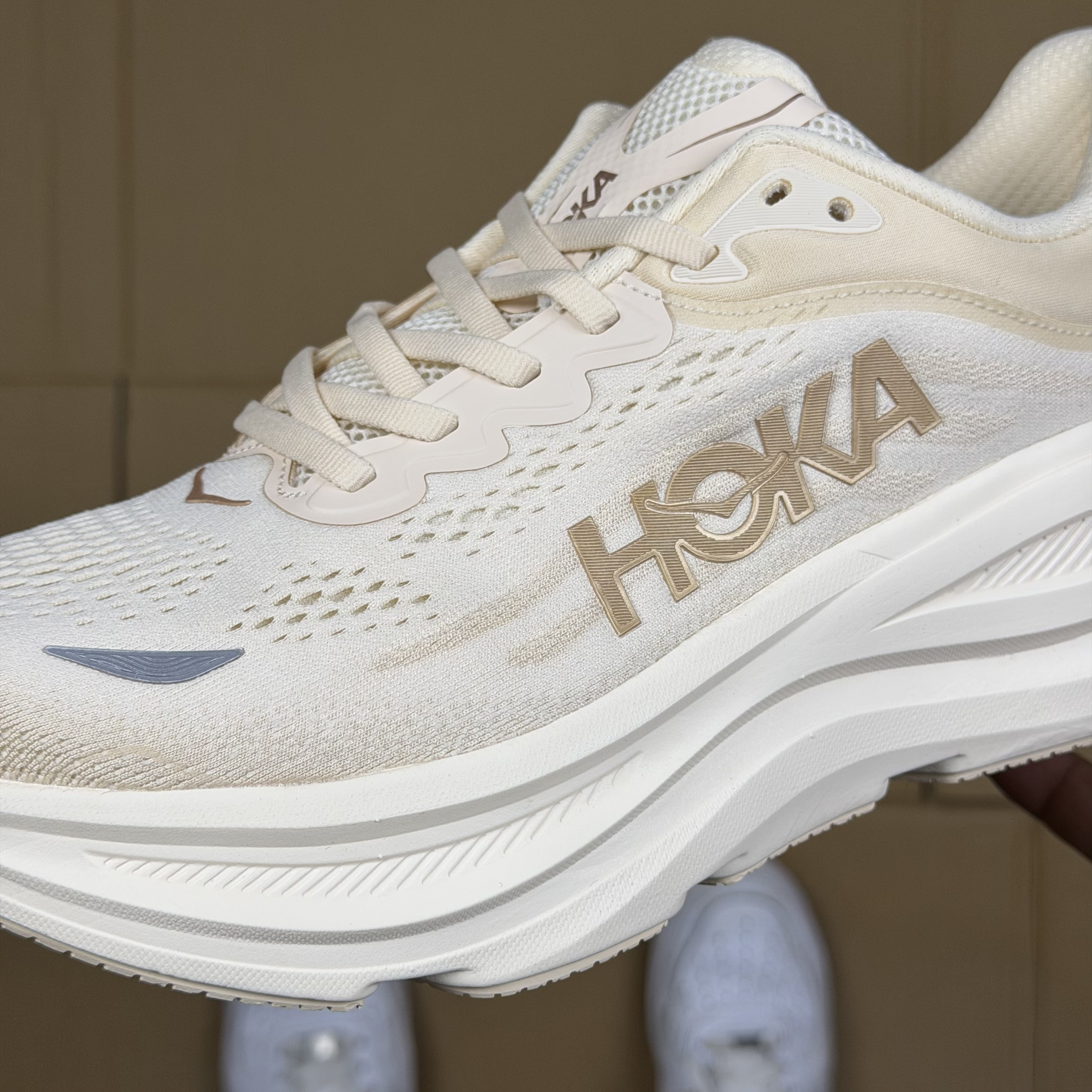 Hoka One One Bondi 9 
