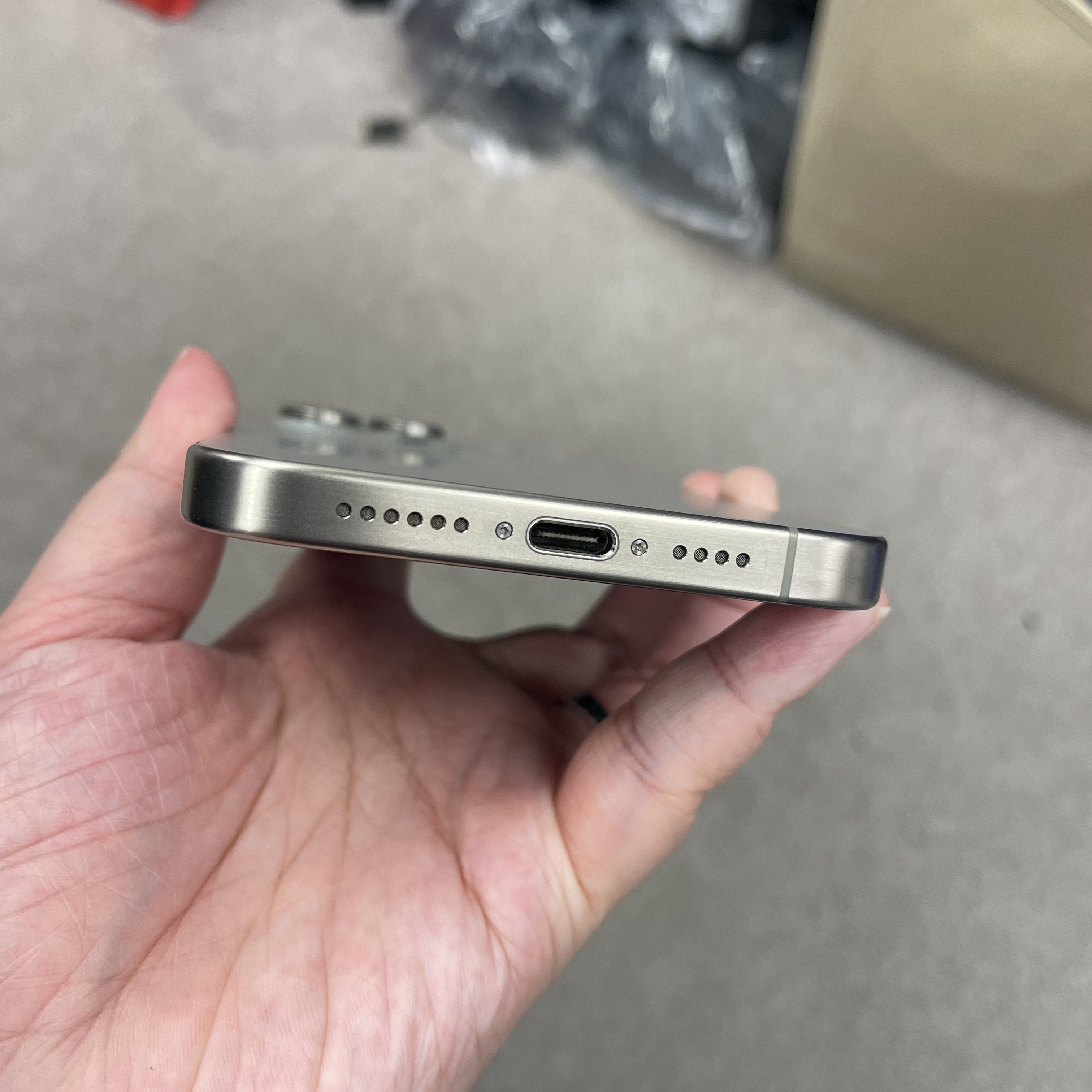 *6295 15 Promax 勁靚機 256GB 電85 原色 gray