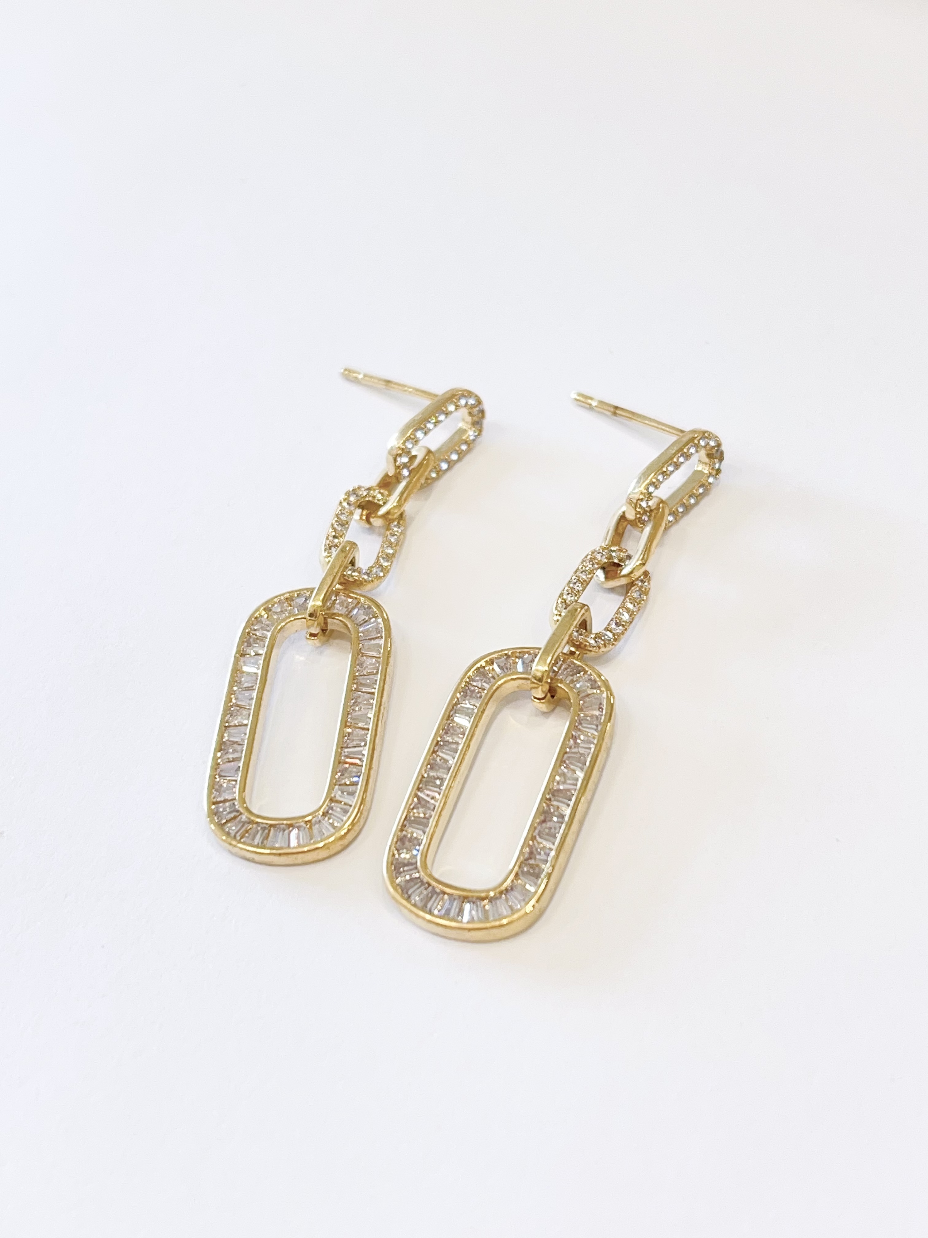 环环相扣镶钻长耳环