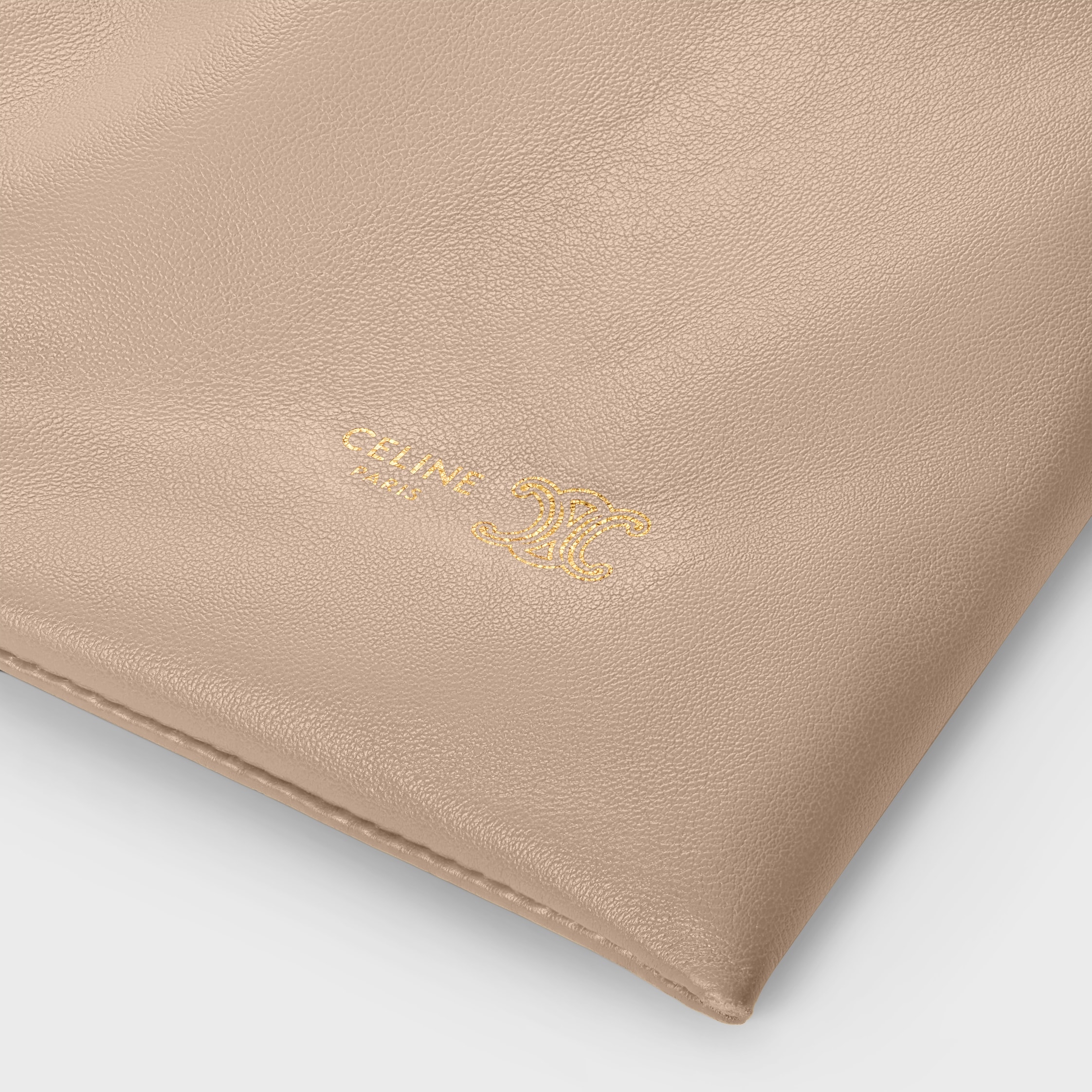 精選貨品優惠💖新款🆕訂貨📮Celine Crystal Pouch  Size 32x29cm