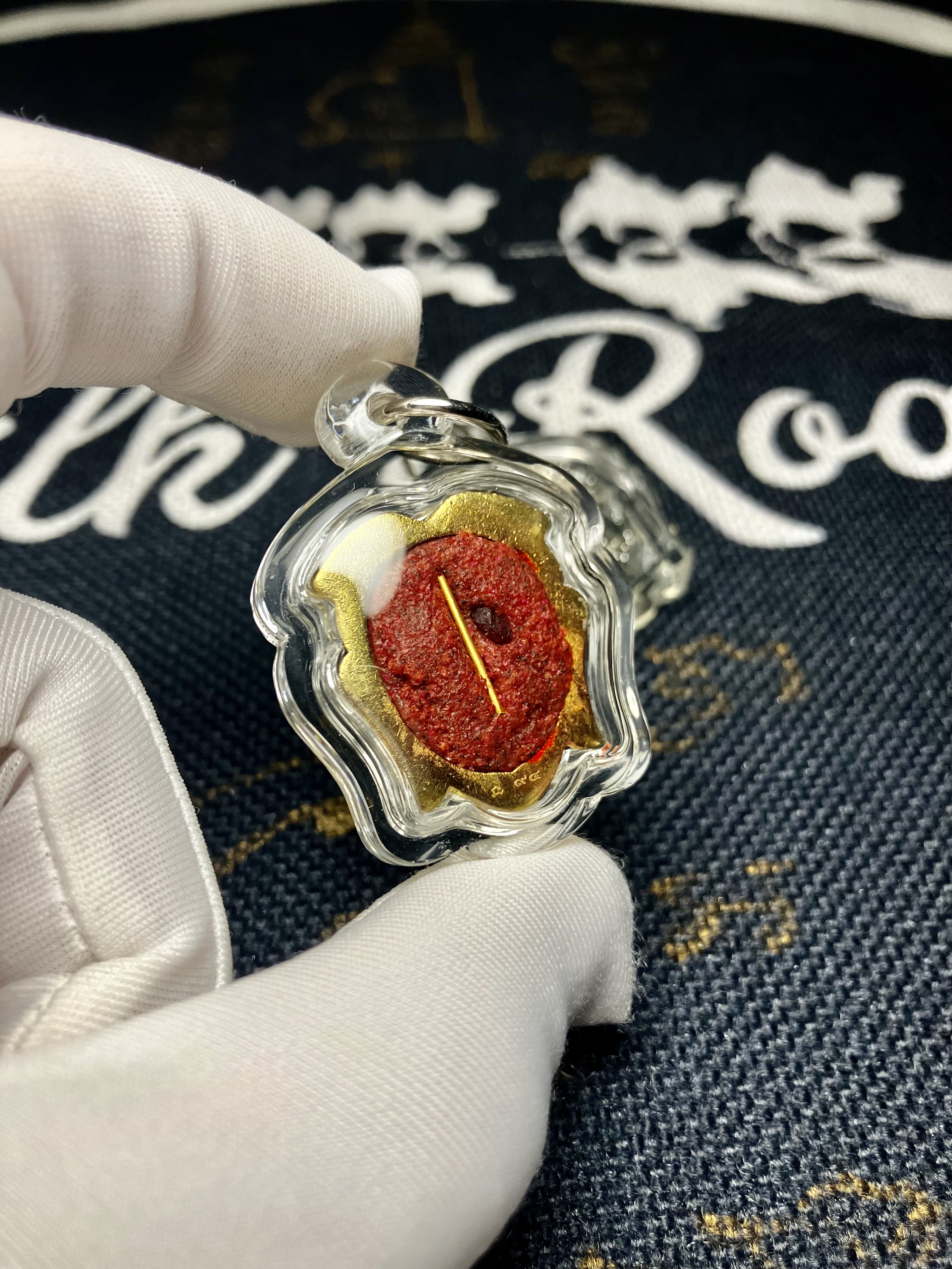 千妻符管名師 龍普隆 佛曆2564 符文坤平｜純金符管版本｜僅製99尊｜附原裝廟盒｜光學級高透防水殼