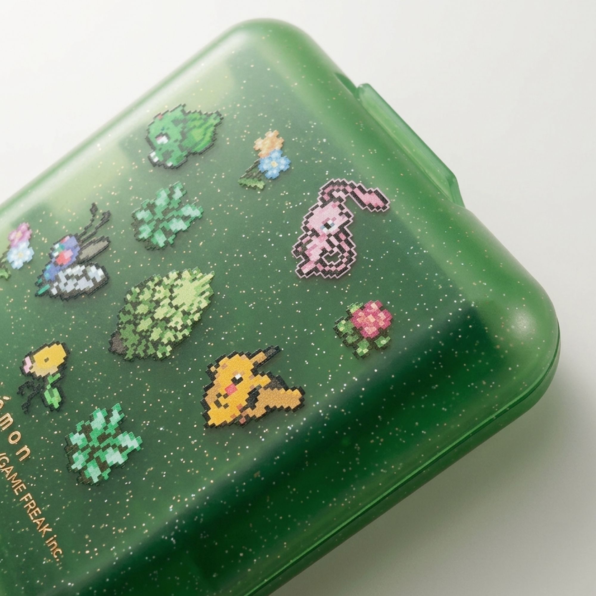 HORI NS2 24個裝遊戲卡收納盒 寶可夢像素風綠 (NSX-187)        HORI NS2  Card case for 24 cards Pokémon Pixel Art Green (NSX-187)