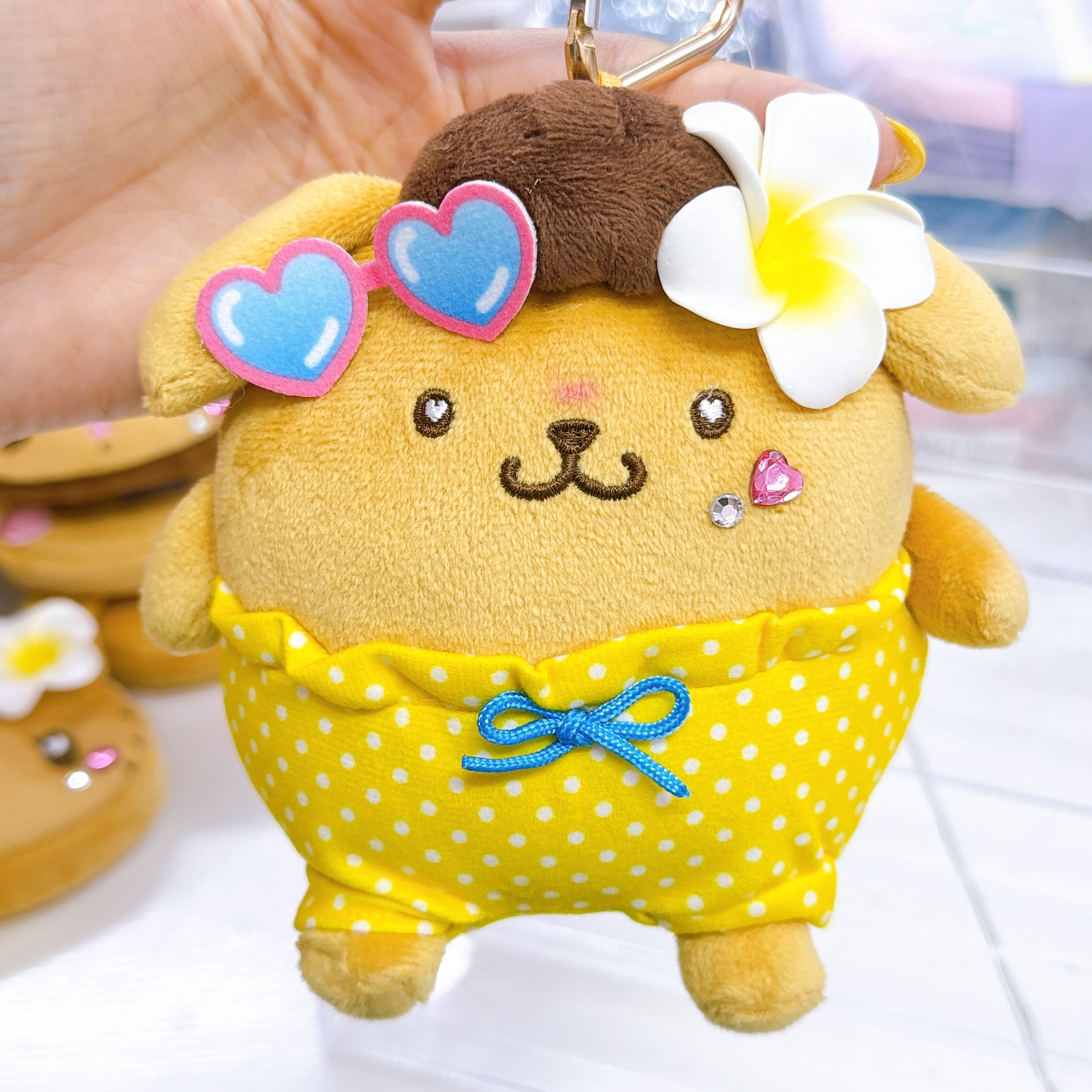 日本直送Sanrio 夏天黑皮泳裝系列 布甸狗肉桂狗15 cm公仔掛飾