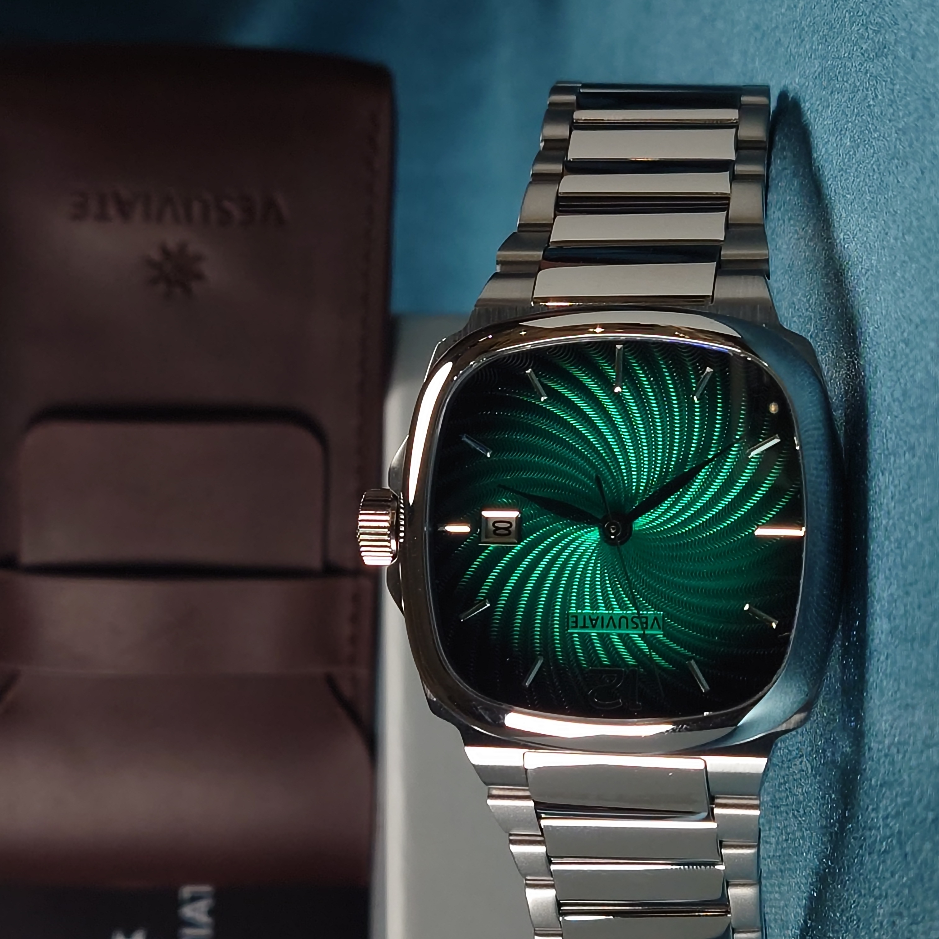 VESUVIATE Attivo Guilloché Edition - Cyan