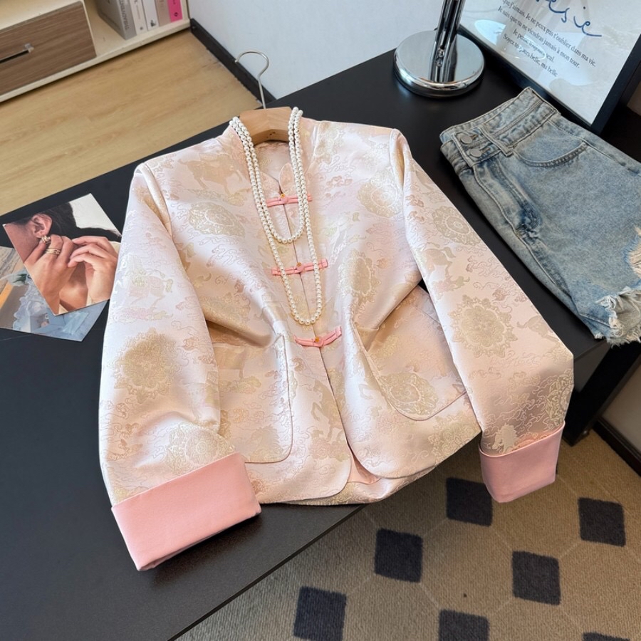 B06(9928) 新中式国风高端马提花卷边长袖付垫肩粉外套上衣