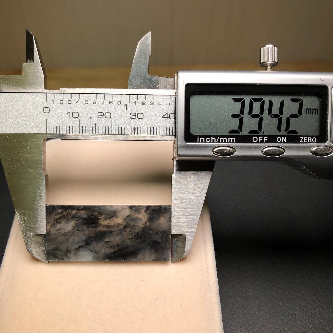 玻璃地烏雞無事牌