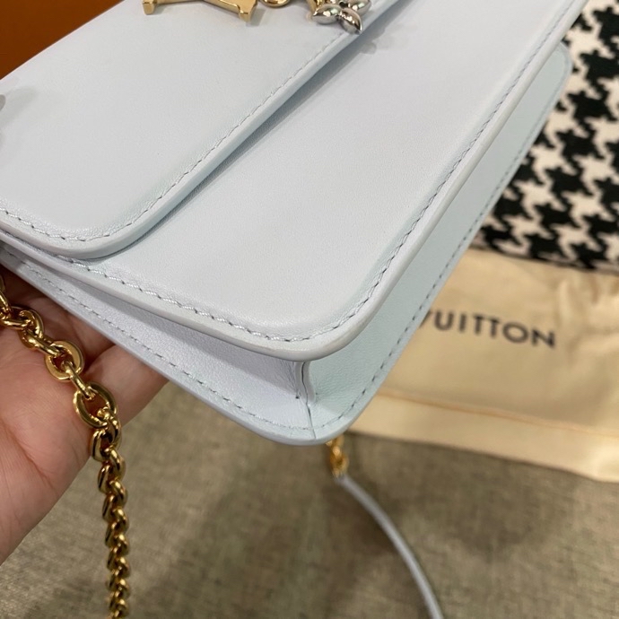 【預訂貨品】LV藍色woc 💳芯片款