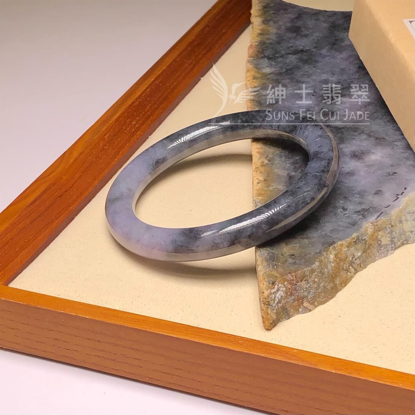 紫底山水烏雞圓鐲59.8mm