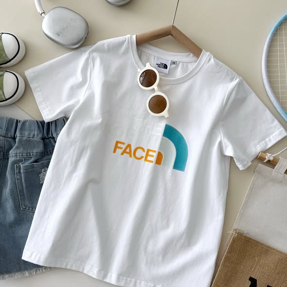 $98件。2件起$88件。TNF 冰棉面120-180 碼(小童至中大童)