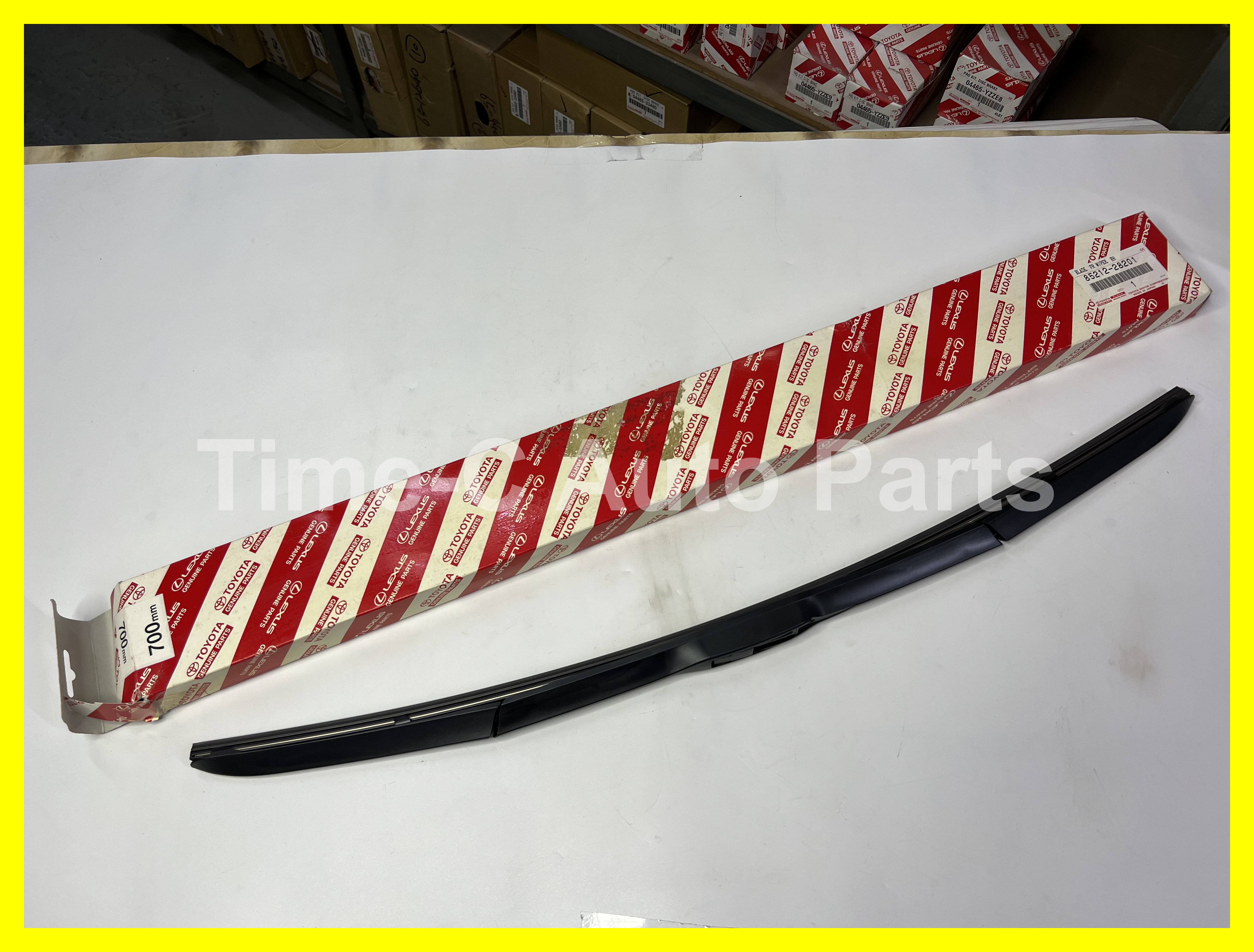右水撥 85212-28201 - Toyota Noah Voxy 80系