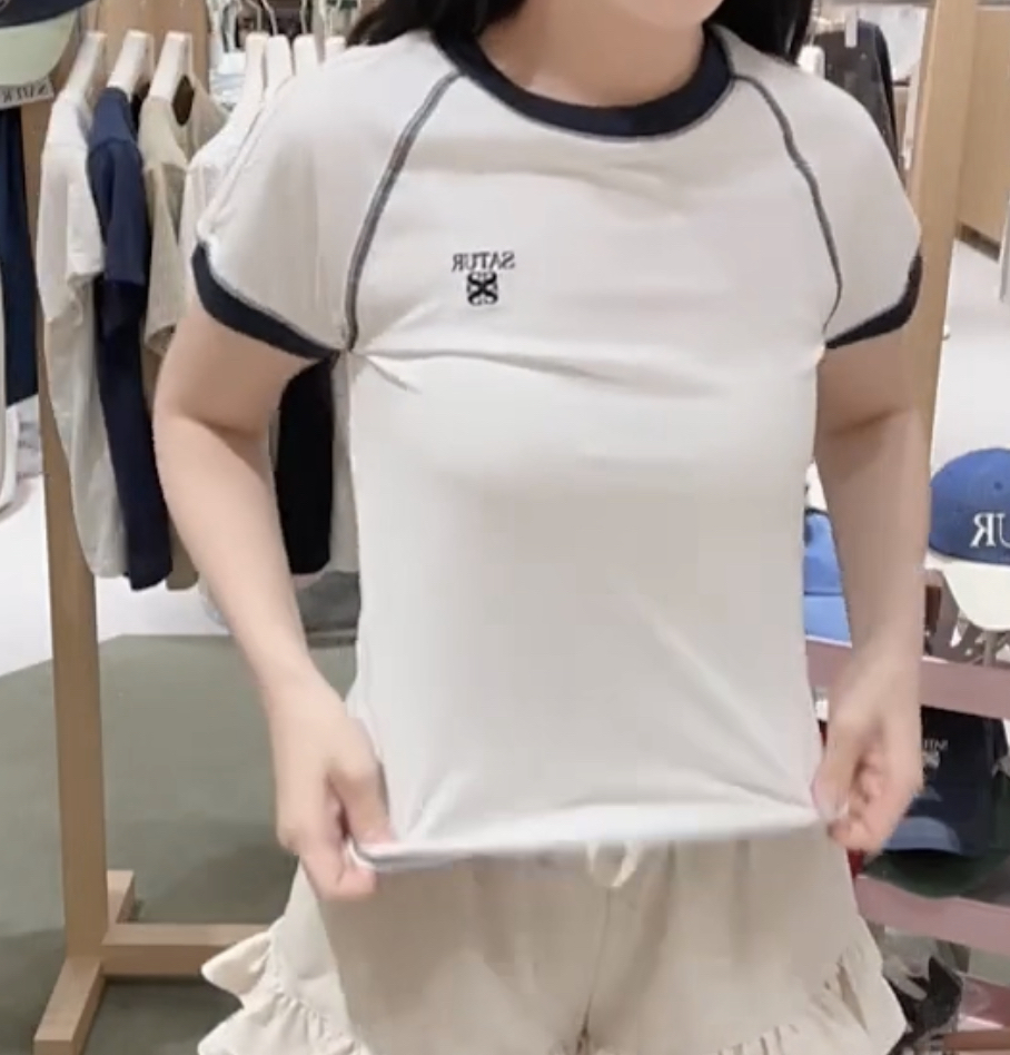 韓國人氣品牌Satur#ff3648