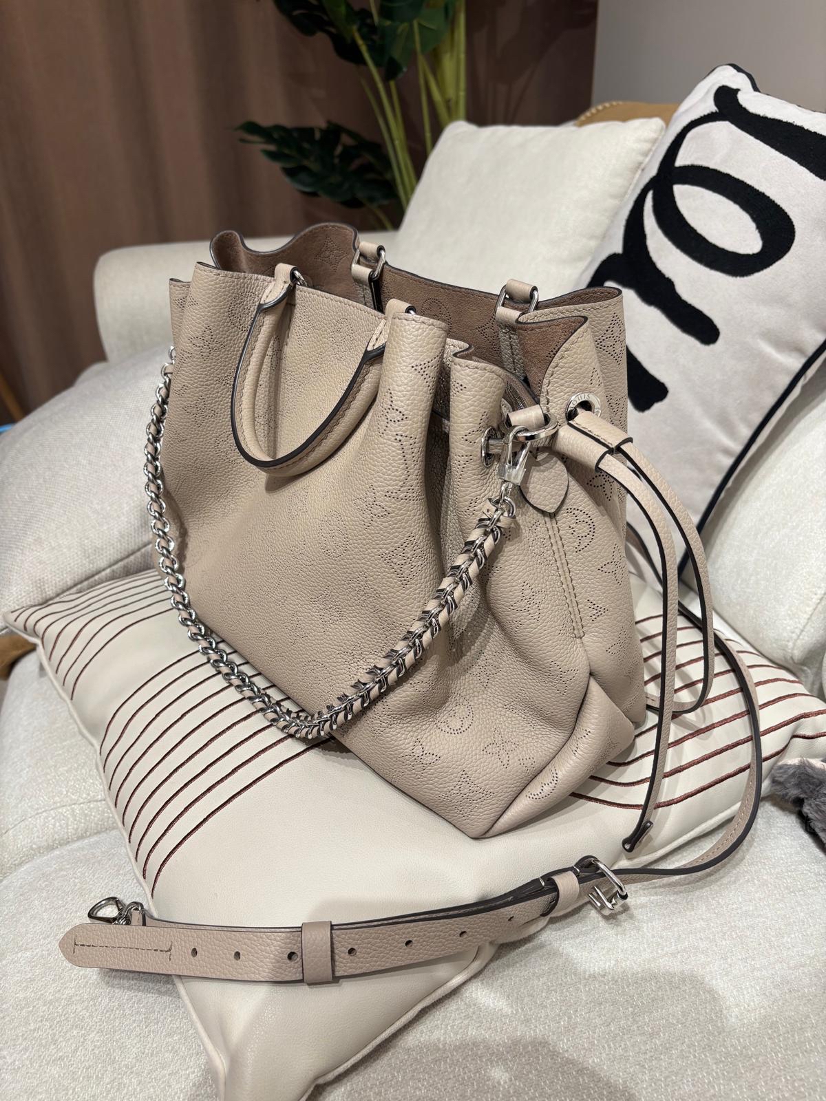 LV bella Tote Calfskin 2way bag 100%Authentic, 99%New ✅Dust bag