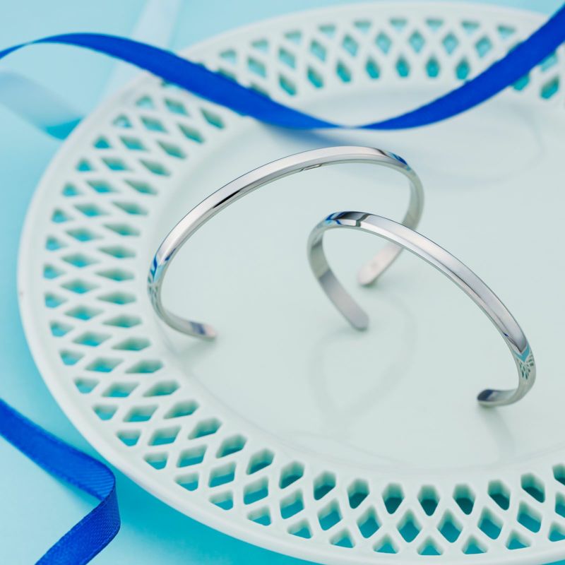 📦訂購 日本限定 White Clover 純色 手鐲 (一對)