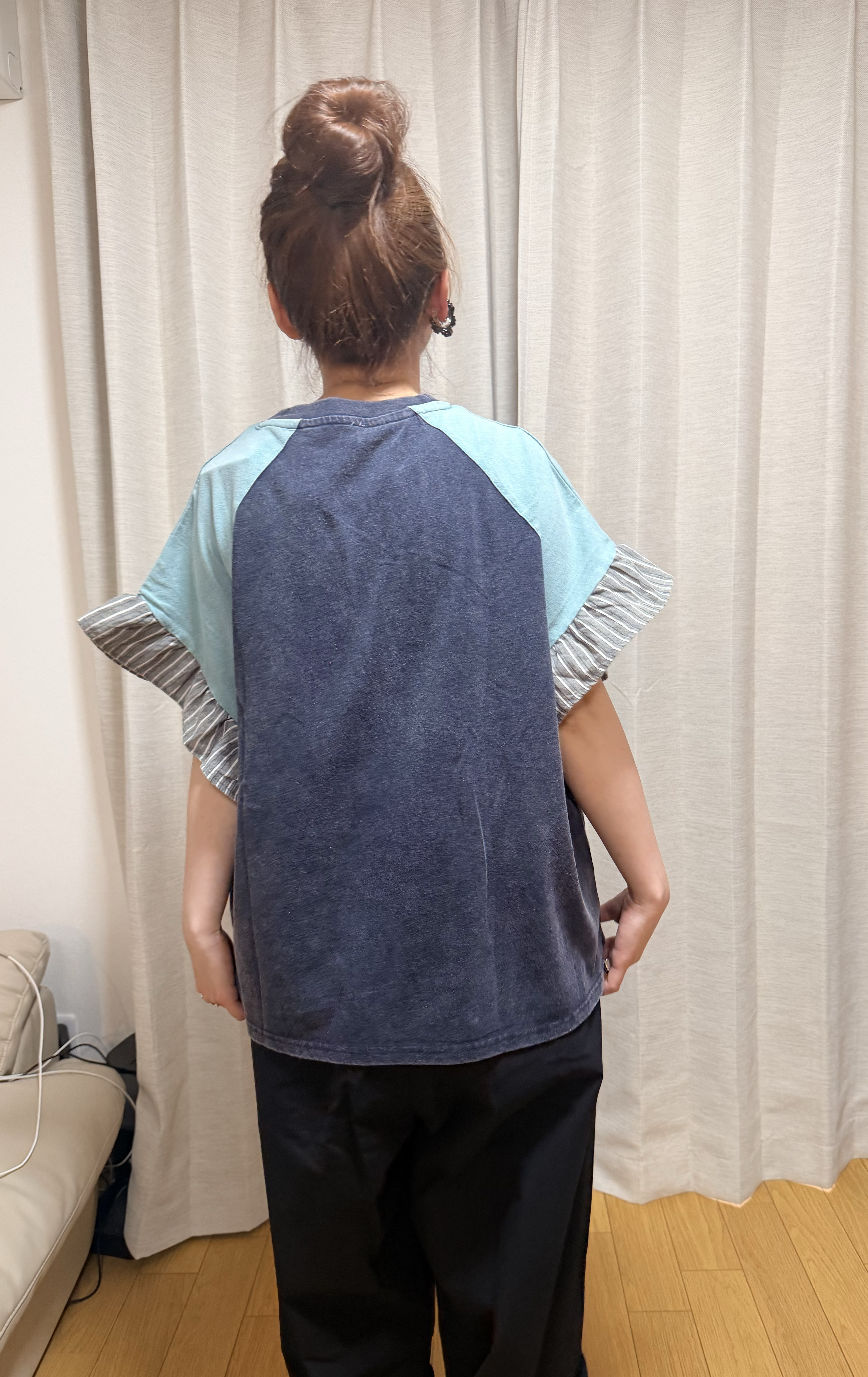 日本拼款荷葉邊衫