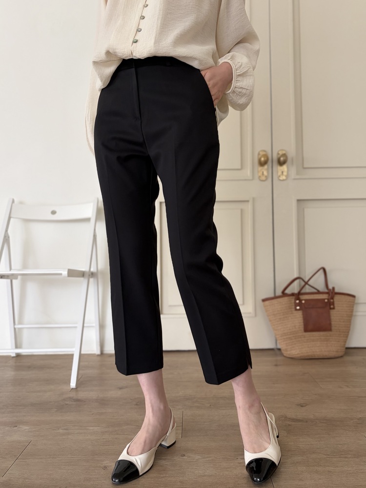 Minimal Tapered Ankle Pants (Black)